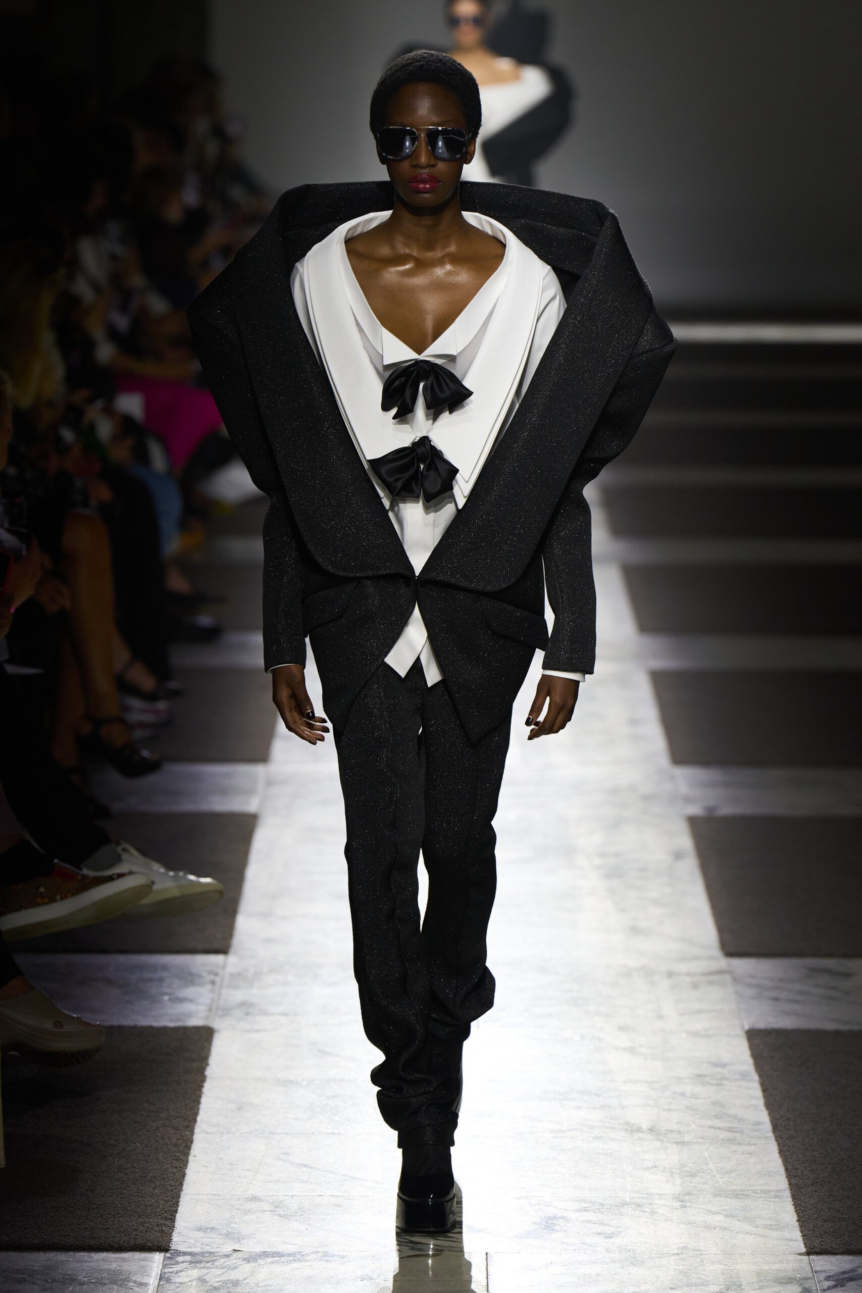 Viktor & Rolf F/W 22 Couture Look 15