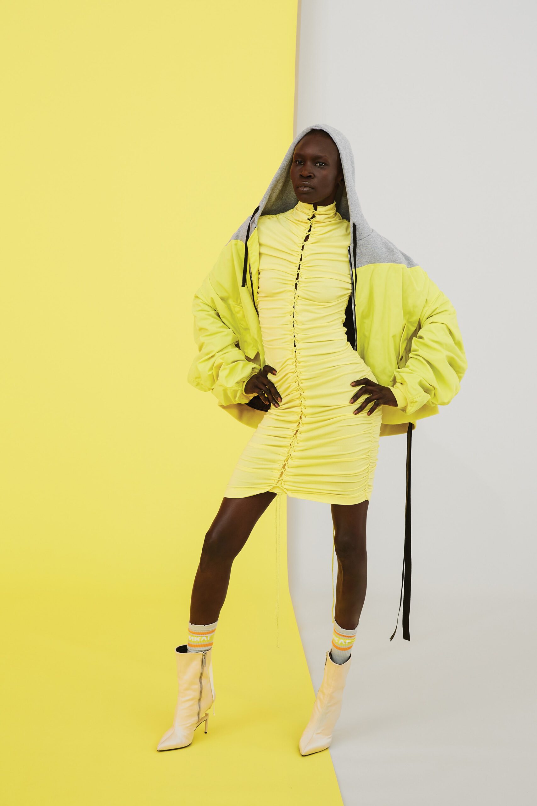 Unravel Resort 19 Look 16
