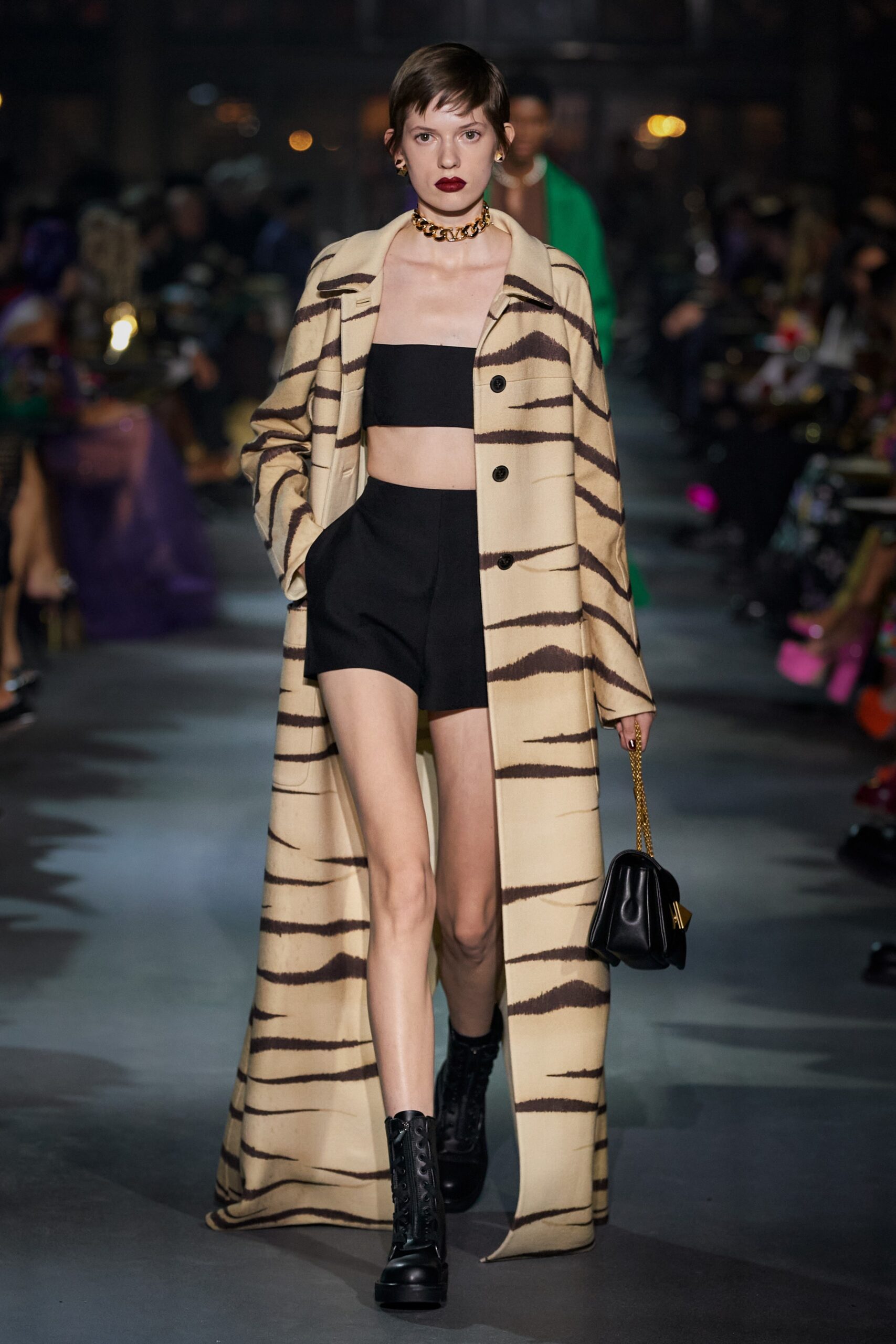 Valentino S/S 22 Look 16