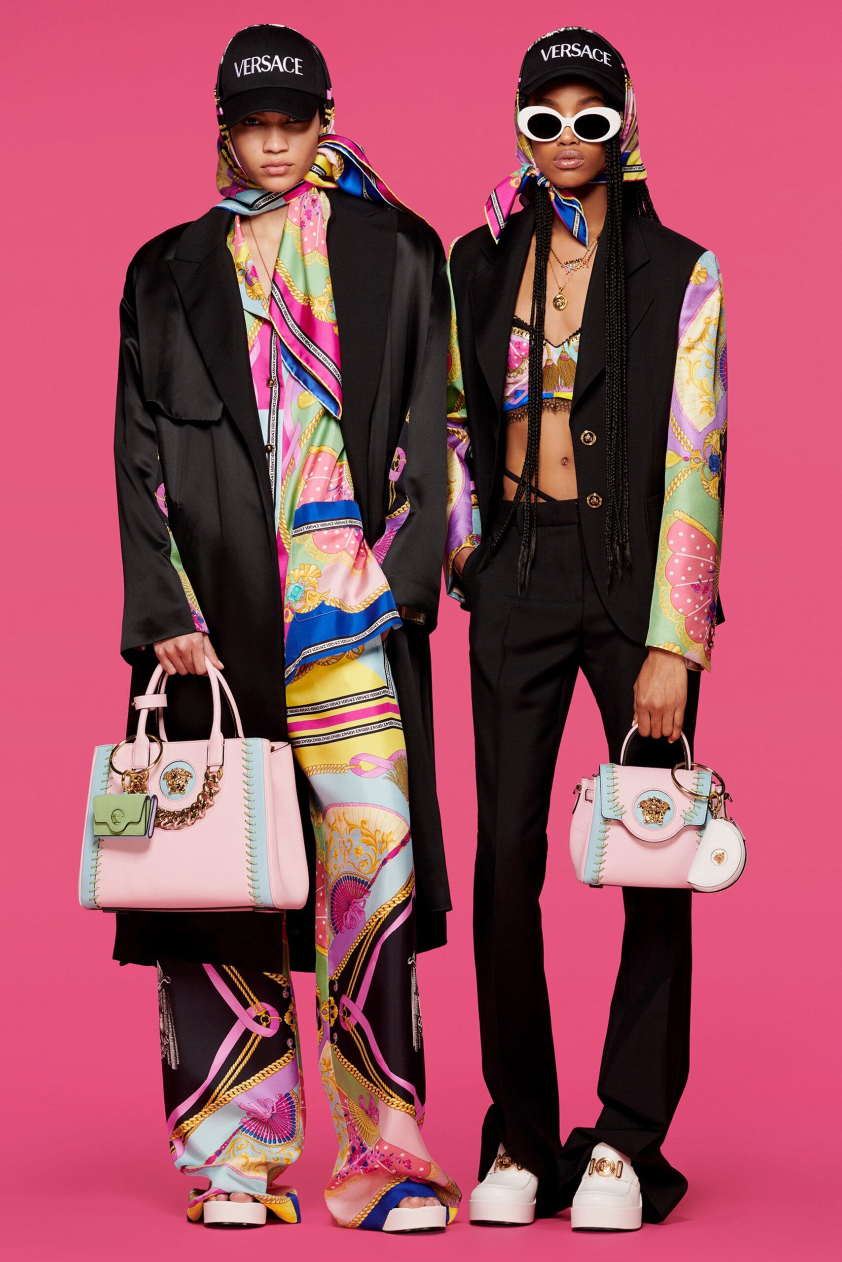 Versace F/W 22 Look 16