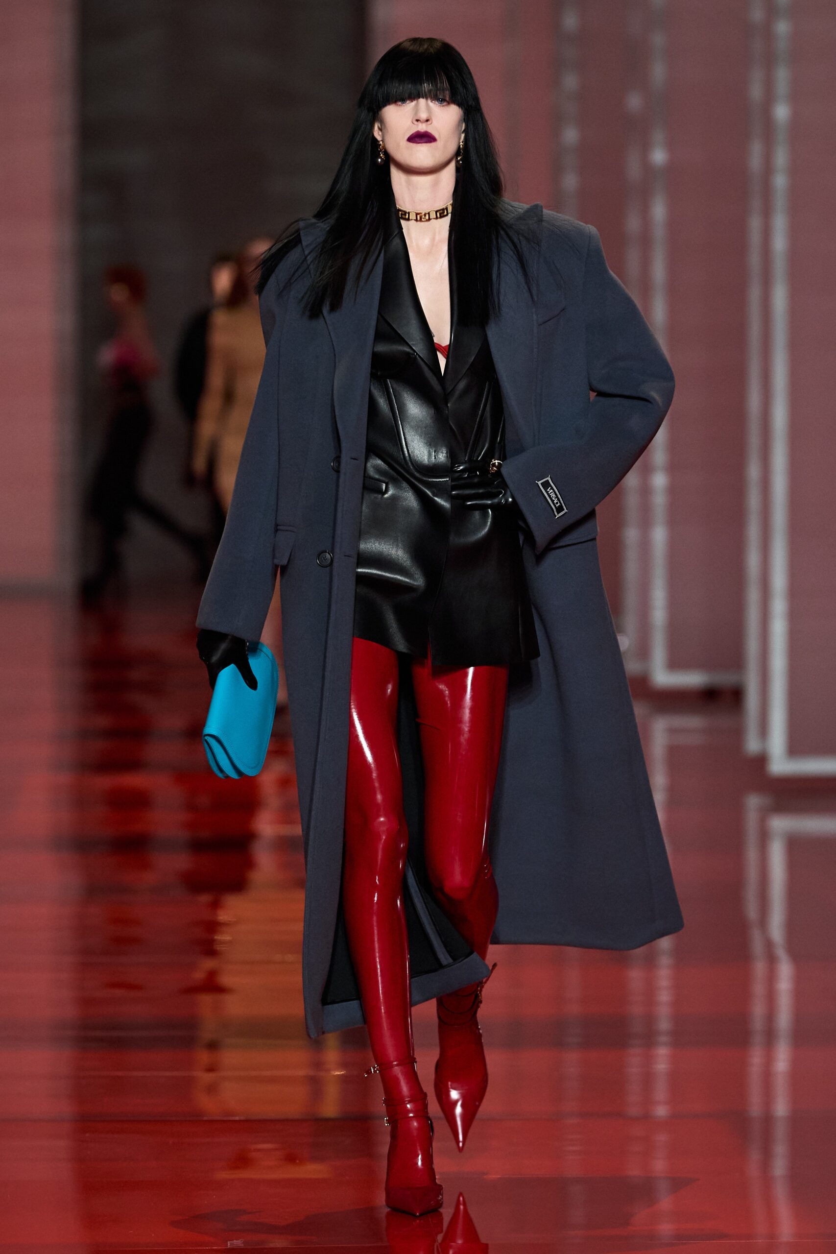 Versace F/W 22 Look 16