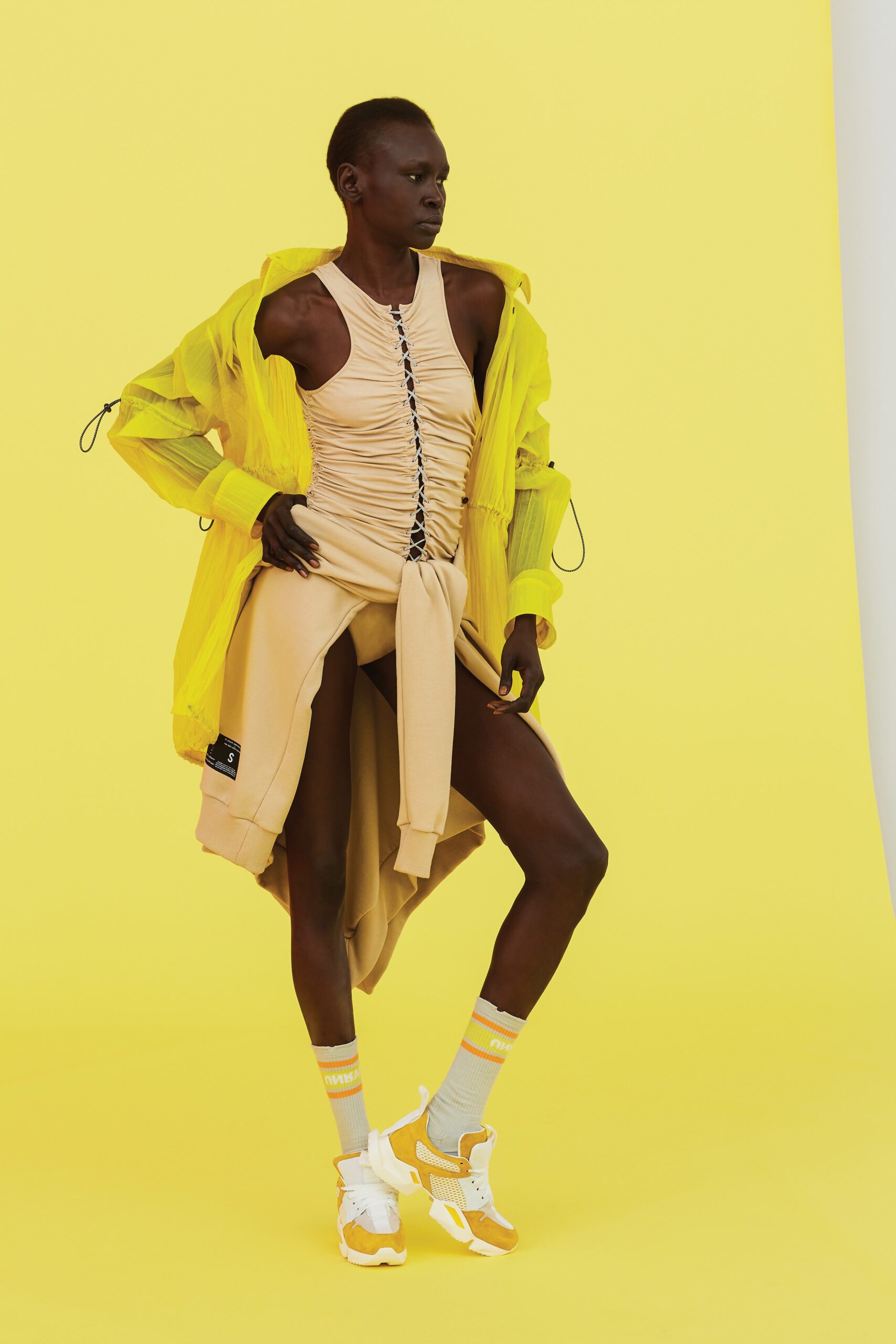 Unravel Resort 19 Look 17