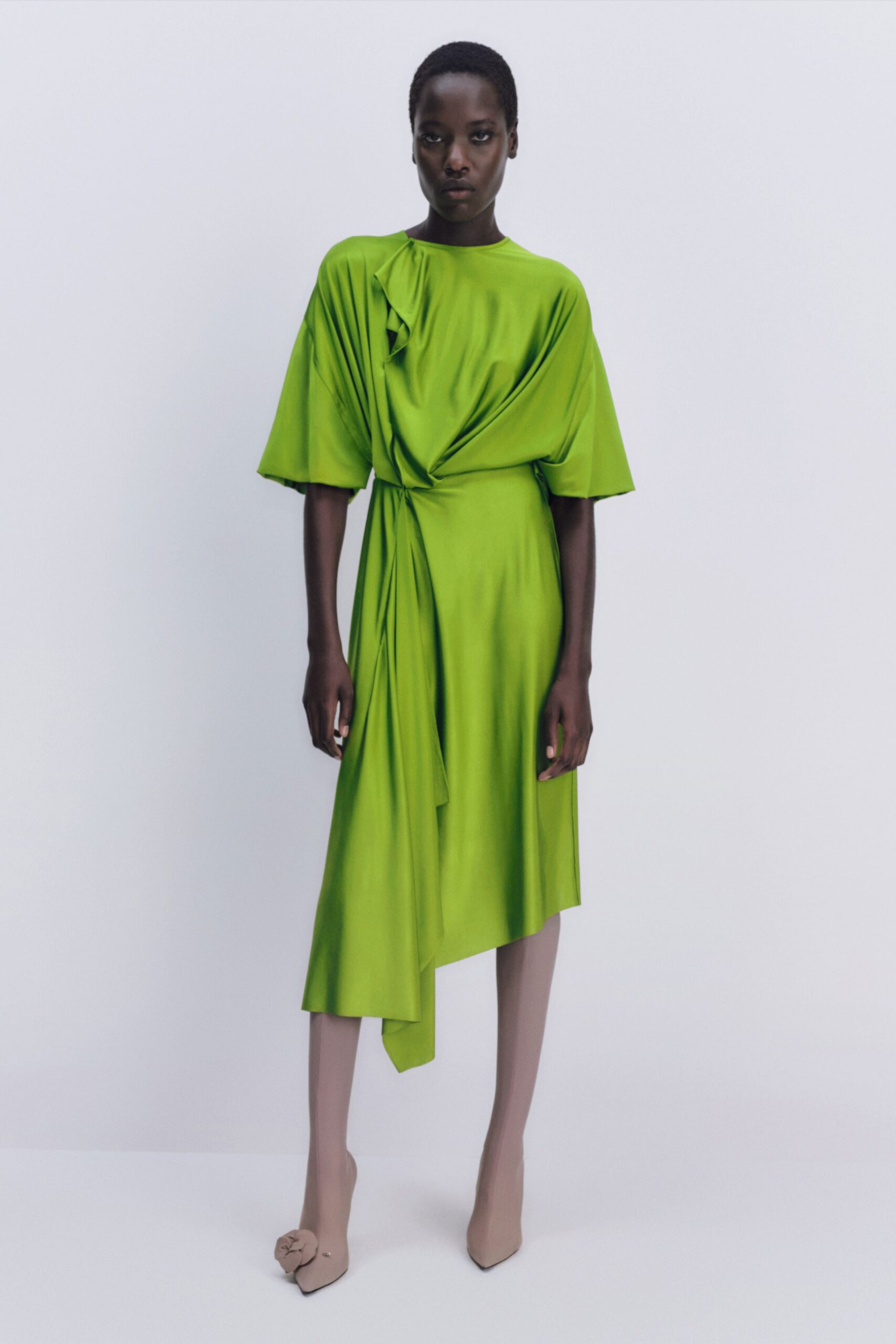 Victoria Beckham Resort 23 Look 17