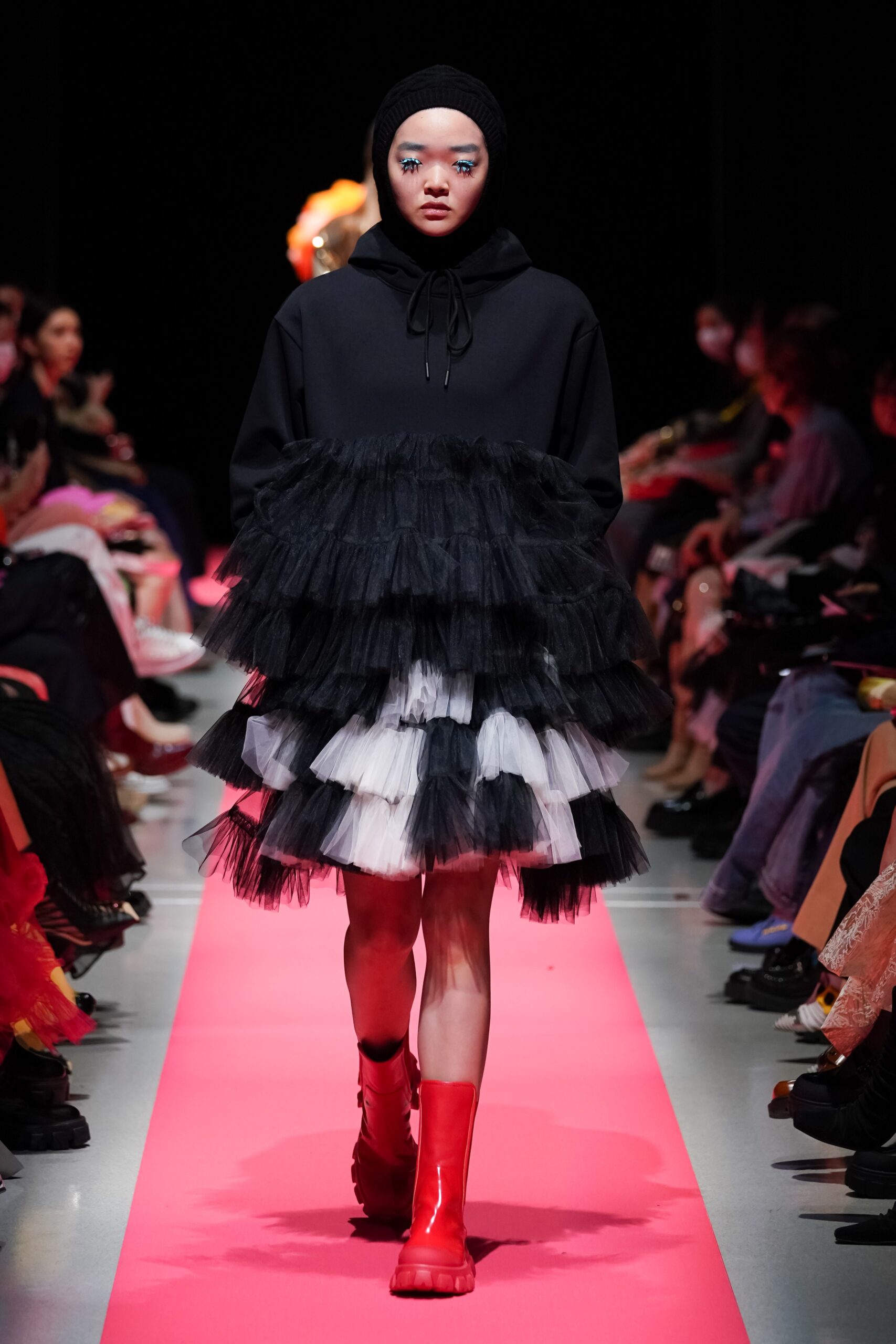 Viviano Tokyo F/W 23 Look 17