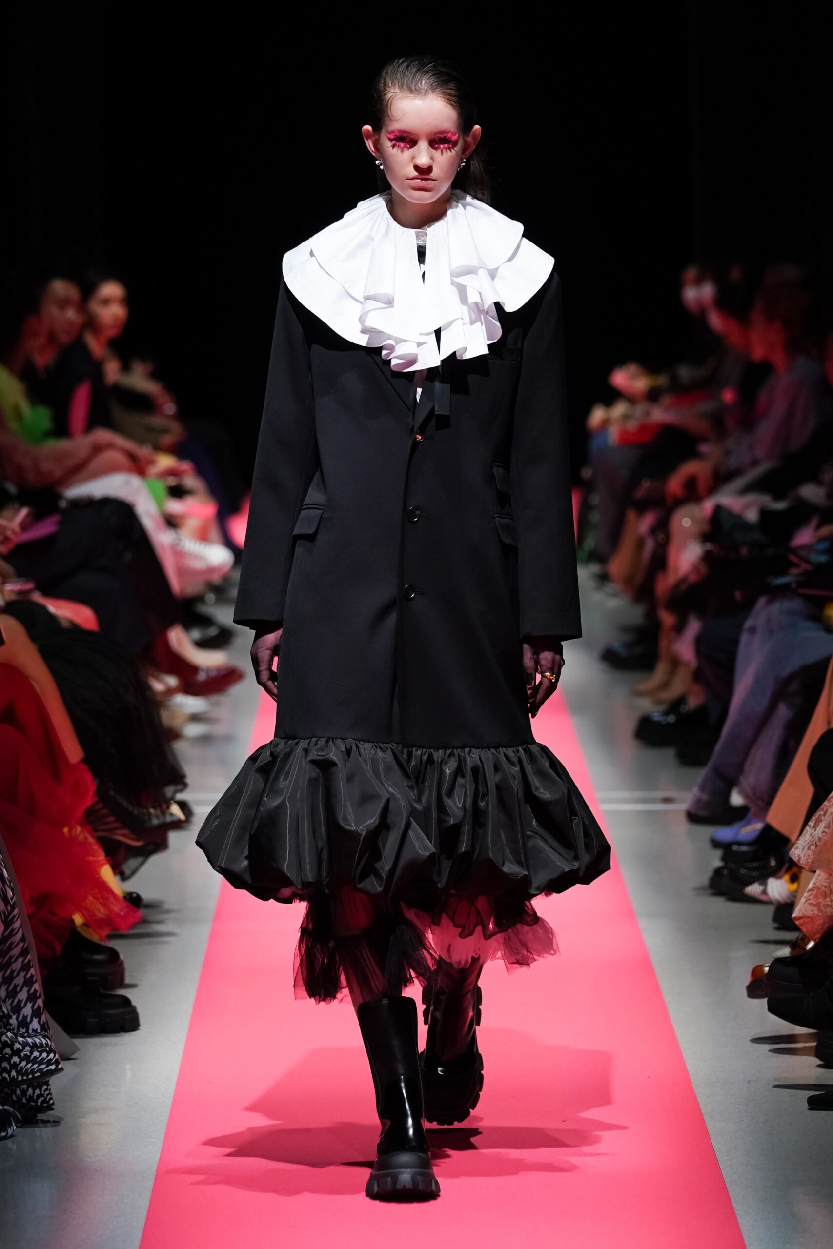 Viviano Tokyo F/W 23 Look 18