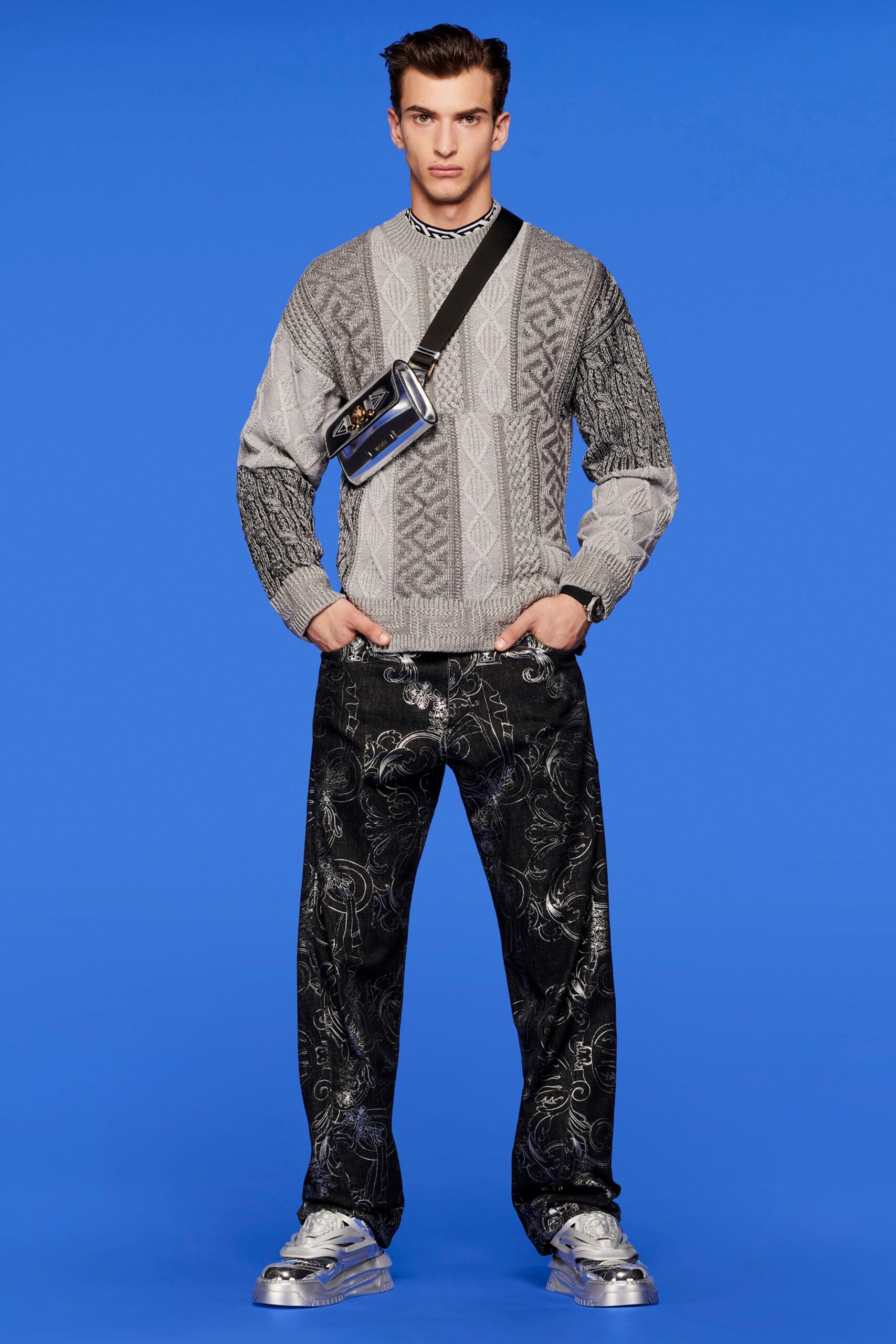 Versace F/W 22 Look 19