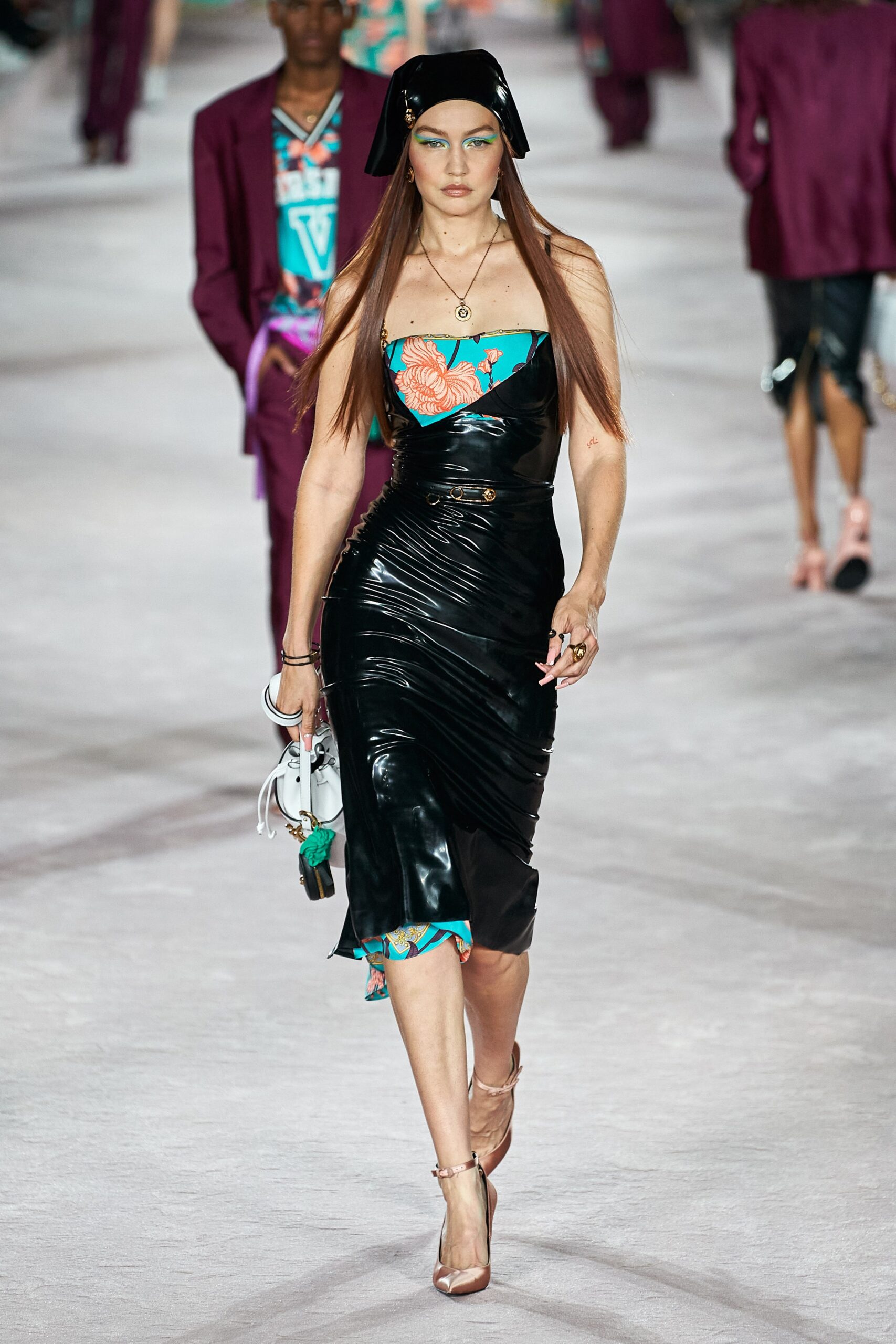 Versace S/S 22 Look 20