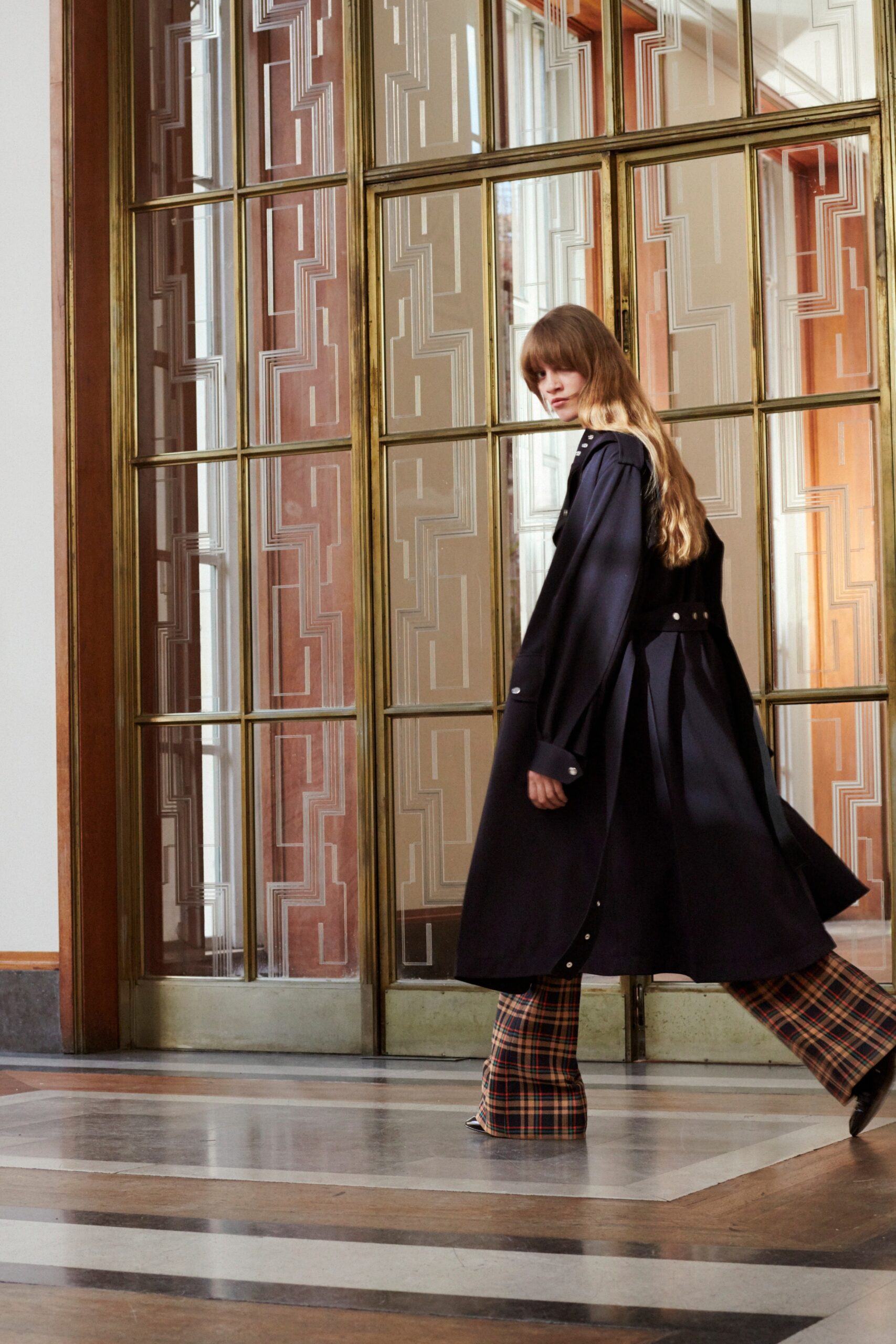 Victoria Beckham Resort 22 Look 19