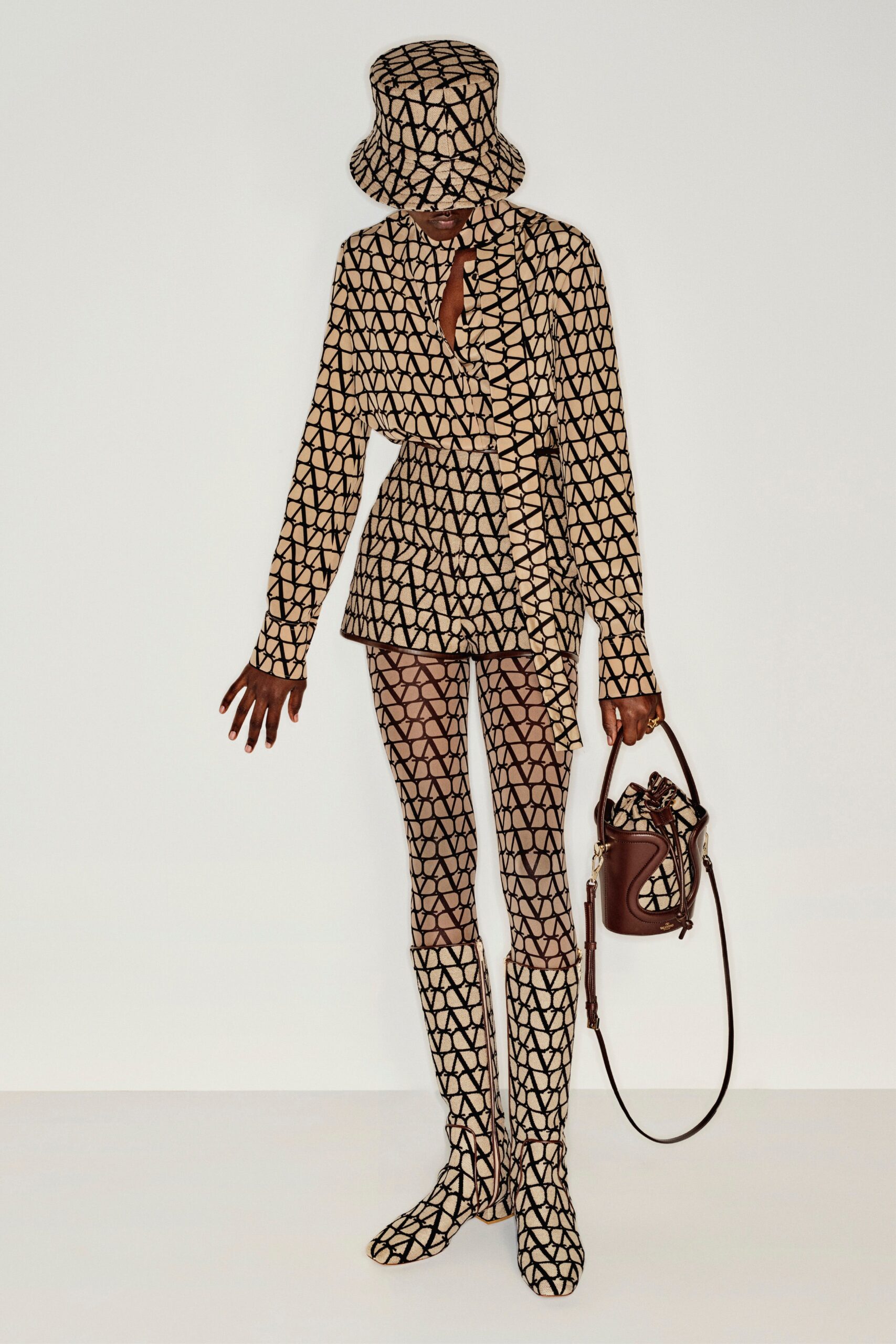 Valentino Resort 23 Look 19