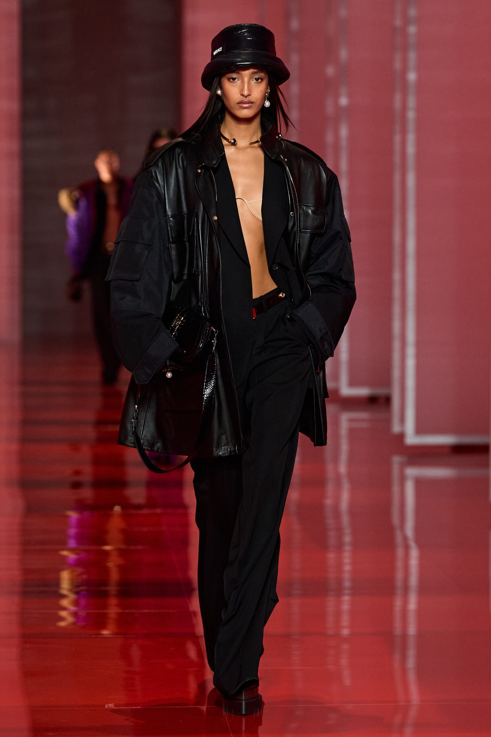 Versace F/W 22 Look 20