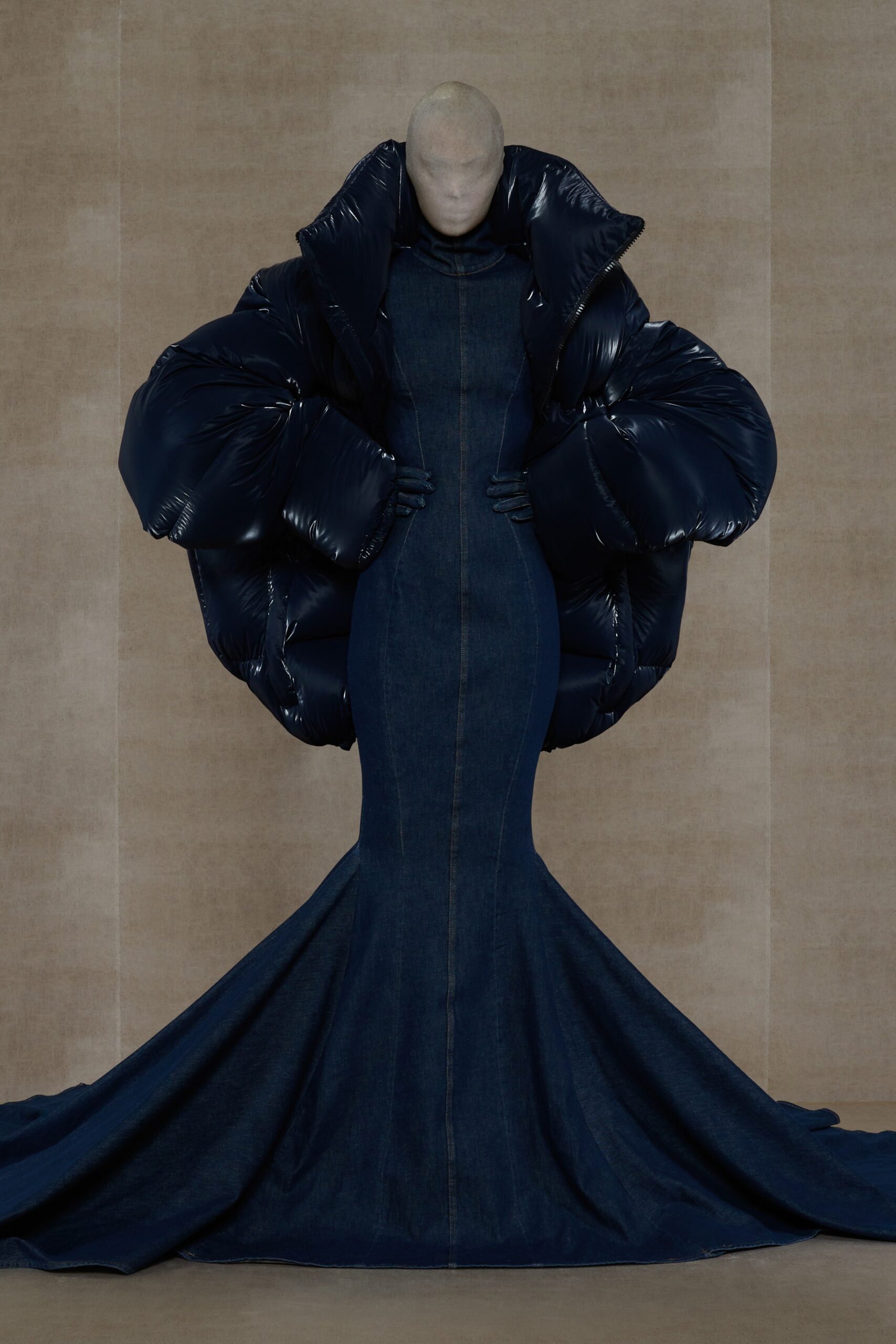 Vetements S/S 24 Menswear Look 39