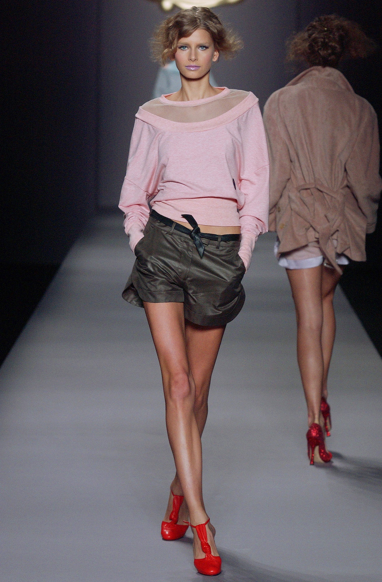 Viktor & Rolf S/S 04 Look 2