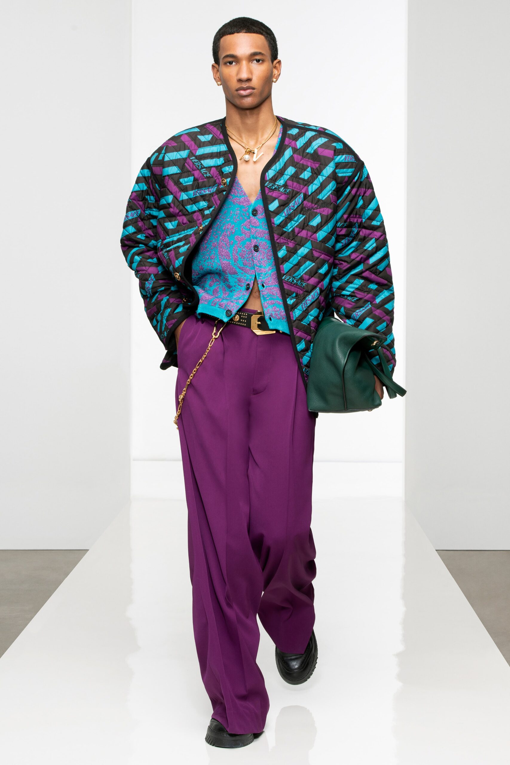 Versace F/W 22 Menswear Look 21