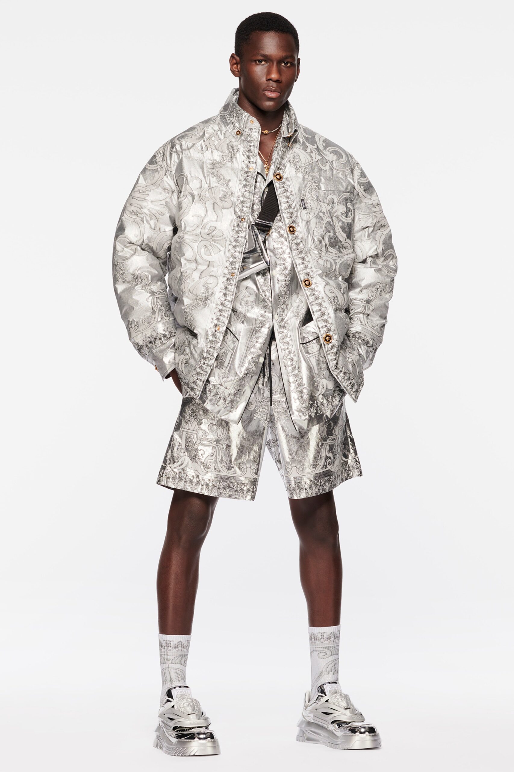 Versace F/W 22 Look 21