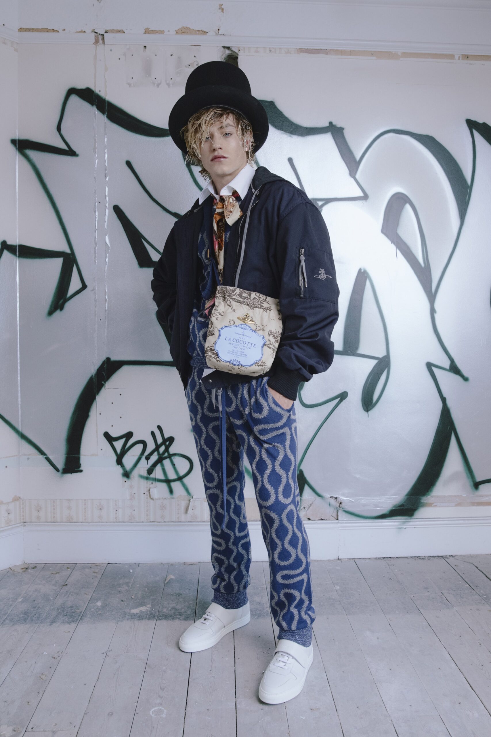 Vivienne Westwood S/S 22 Look 21