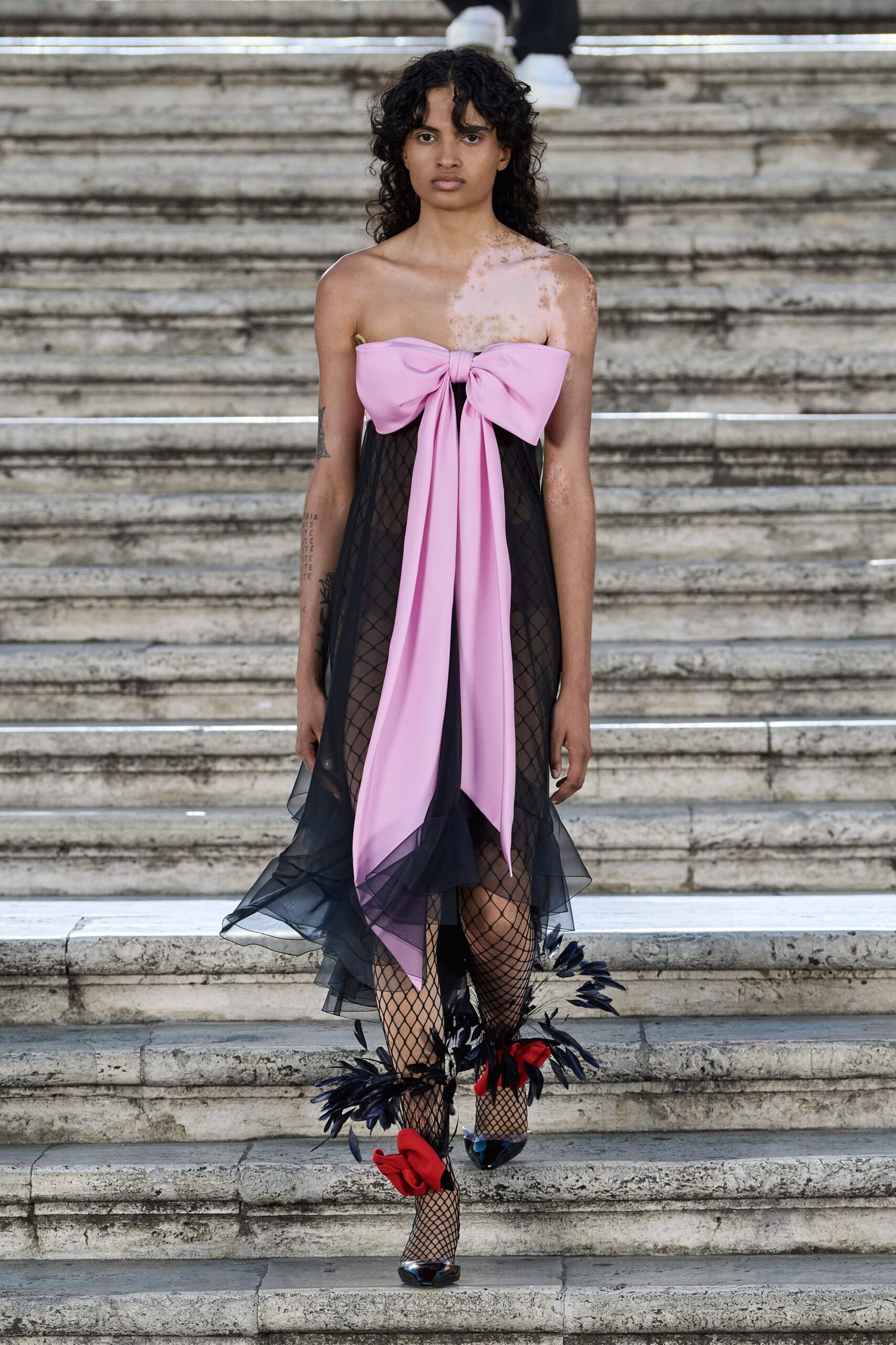 Valentino F/W 22 Couture Look 21