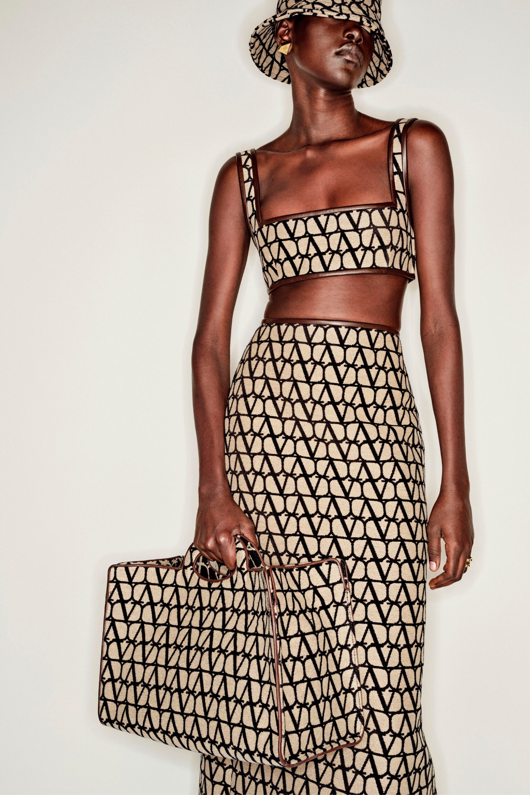 Valentino Resort 23 Look 20