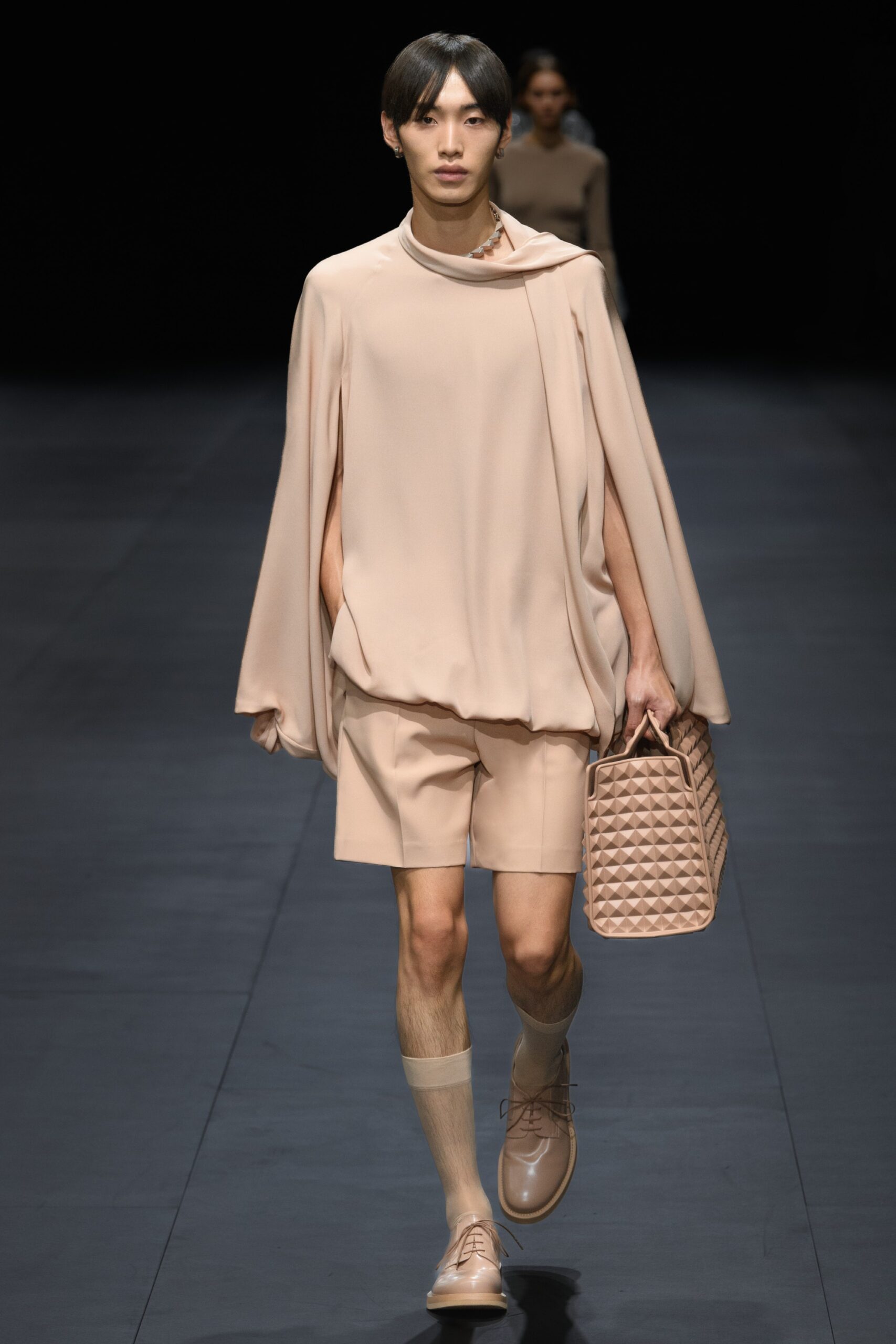 Valentino S/S 23 Look 21