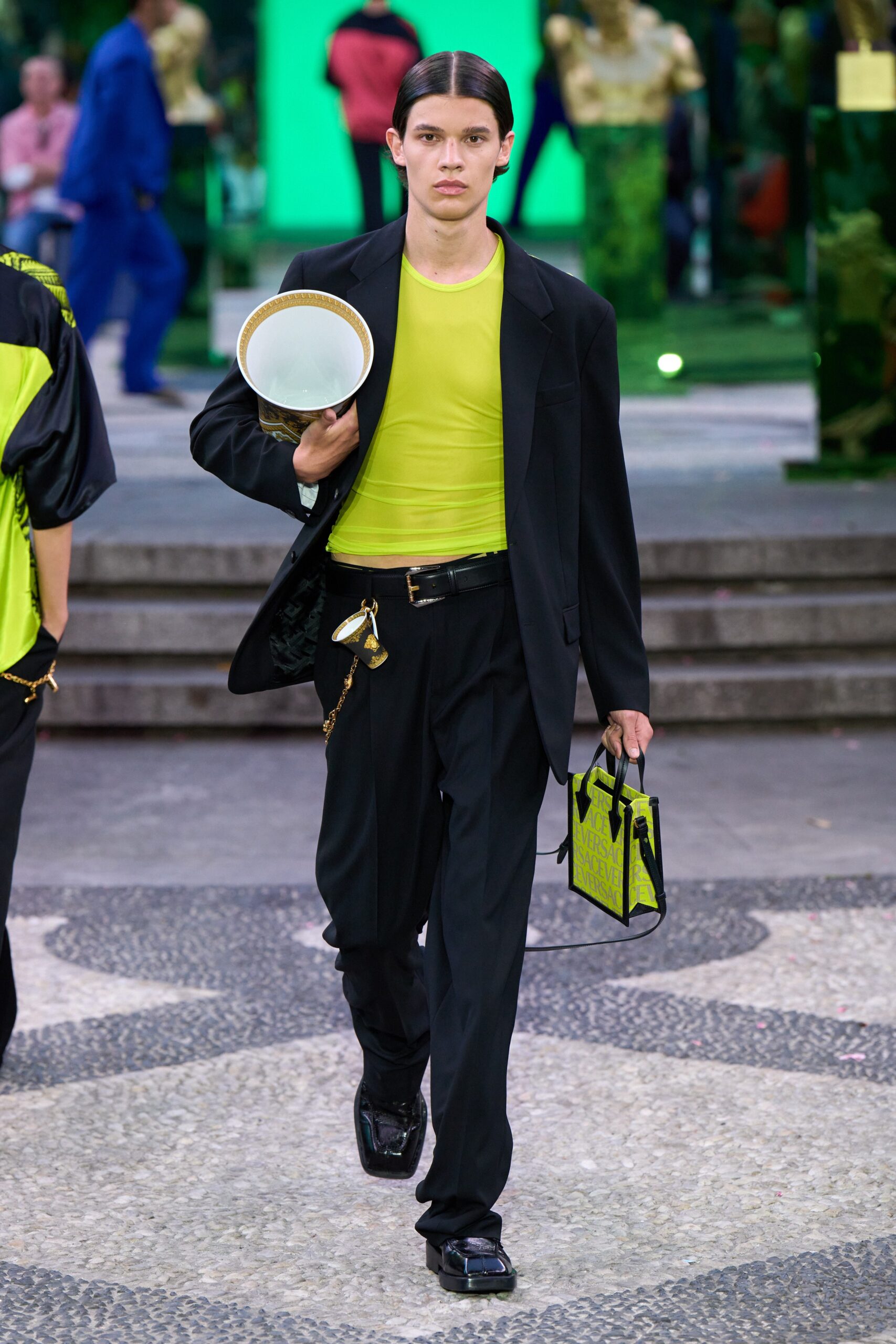 Versace S/S 23 Menswear Look 21