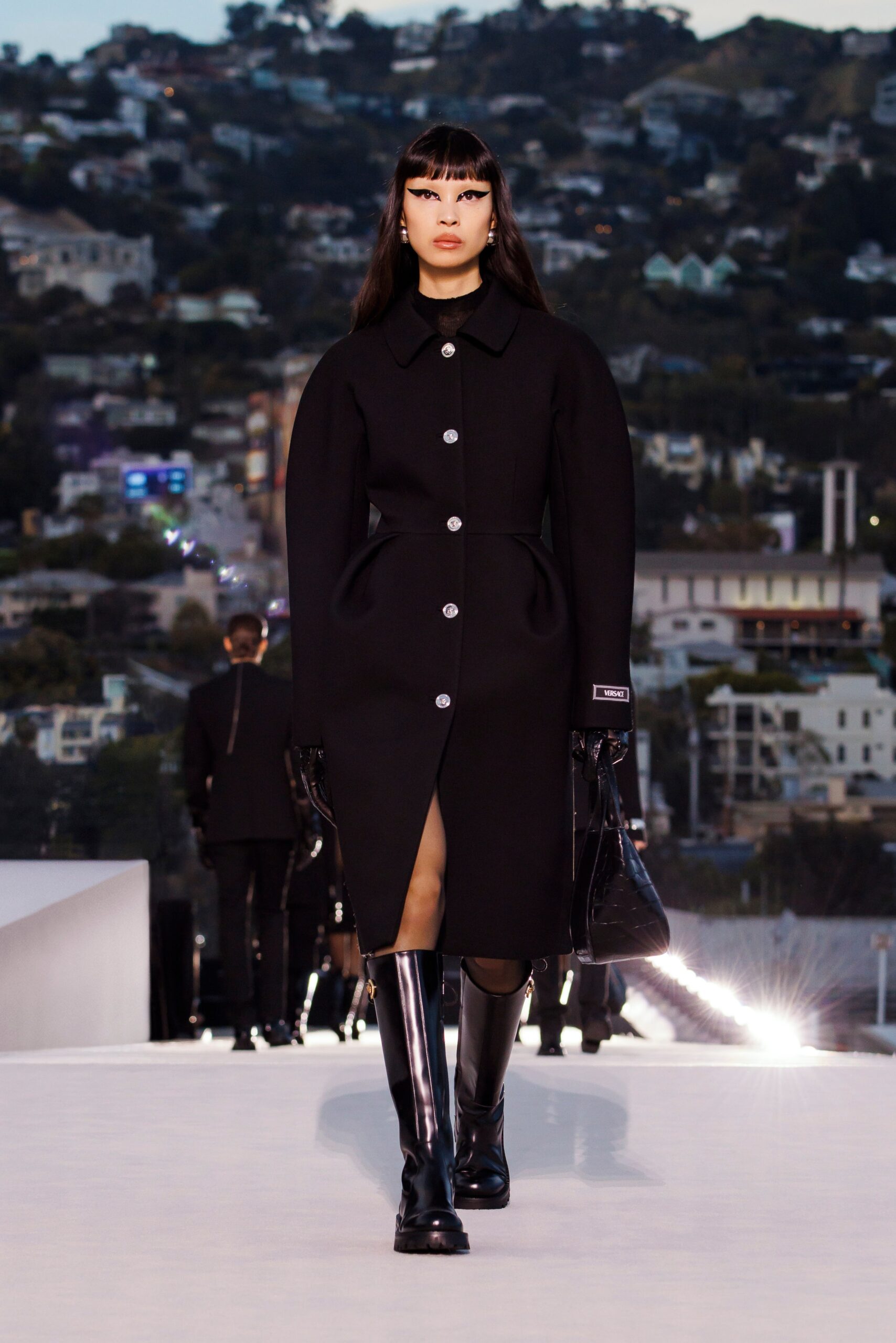 Versace F/W 23 Look 22