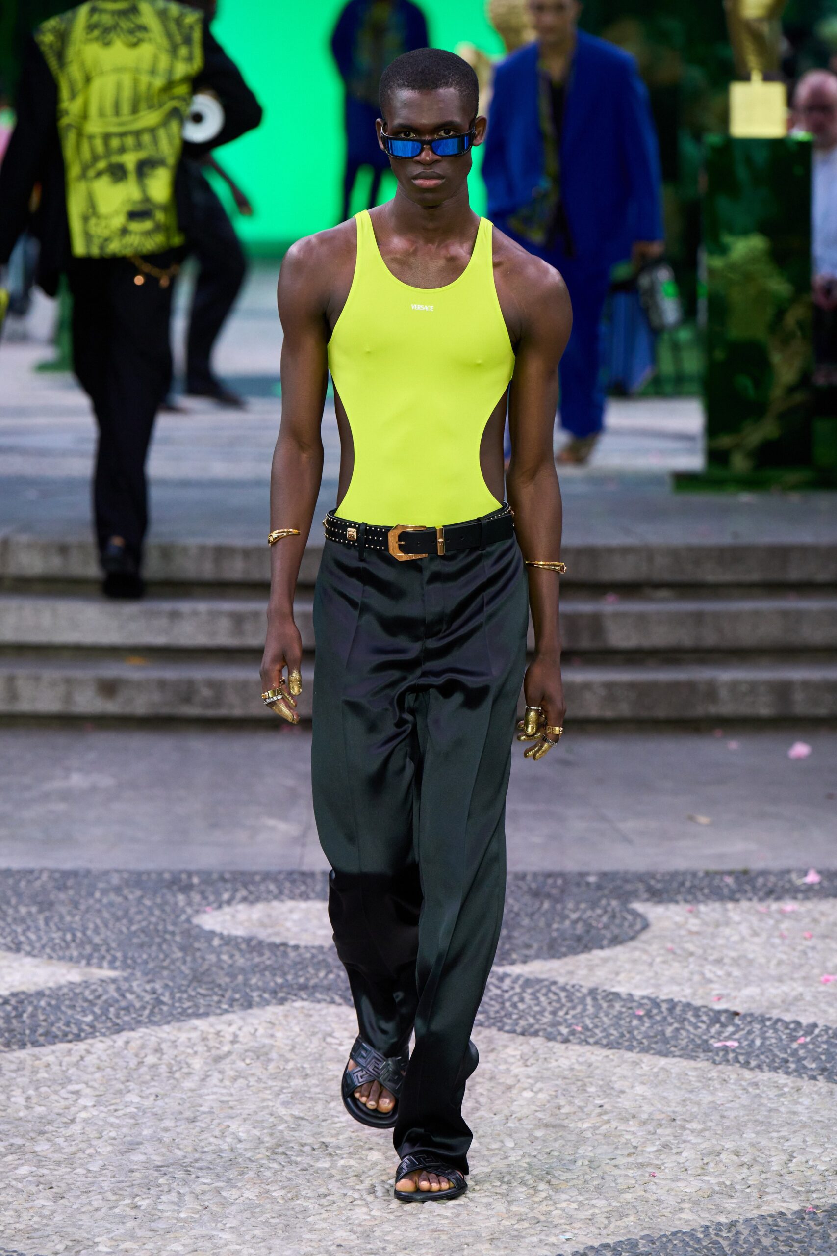 Versace S/S 23 Menswear Look 22