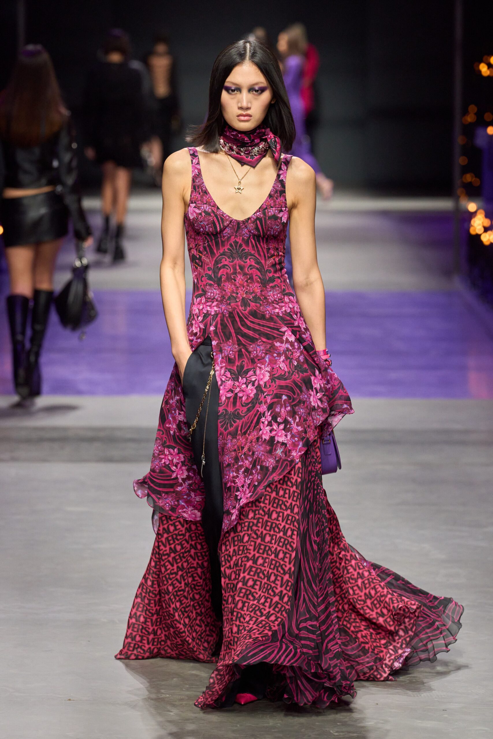 Versace S/S 23 Look 22