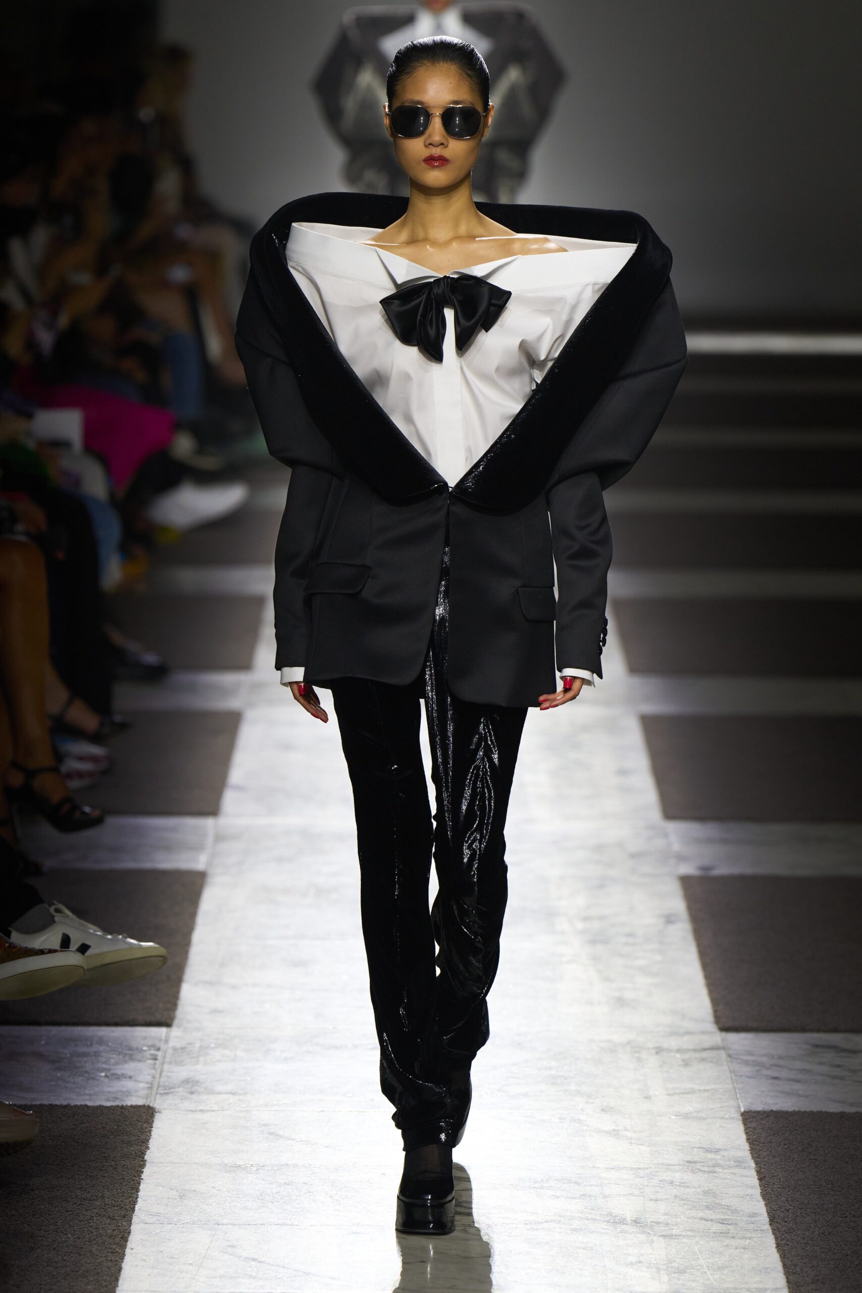 Viktor & Rolf F/W 22 Couture Look 22