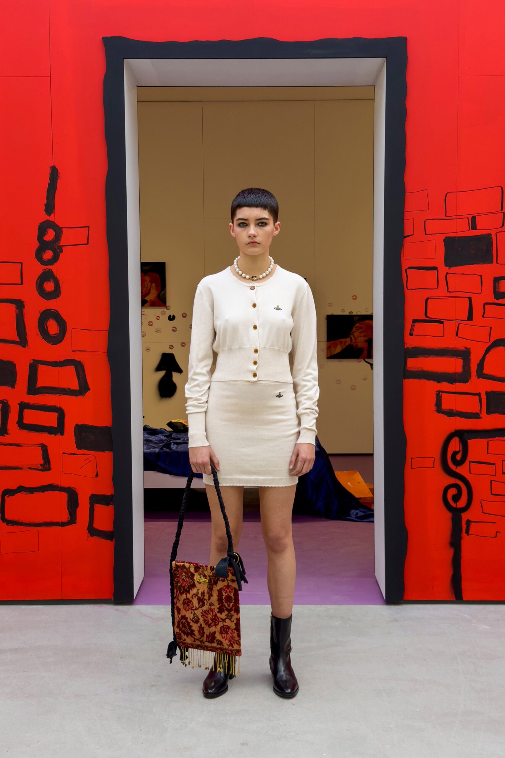 Vivienne Westwood F/W 23 Look 22
