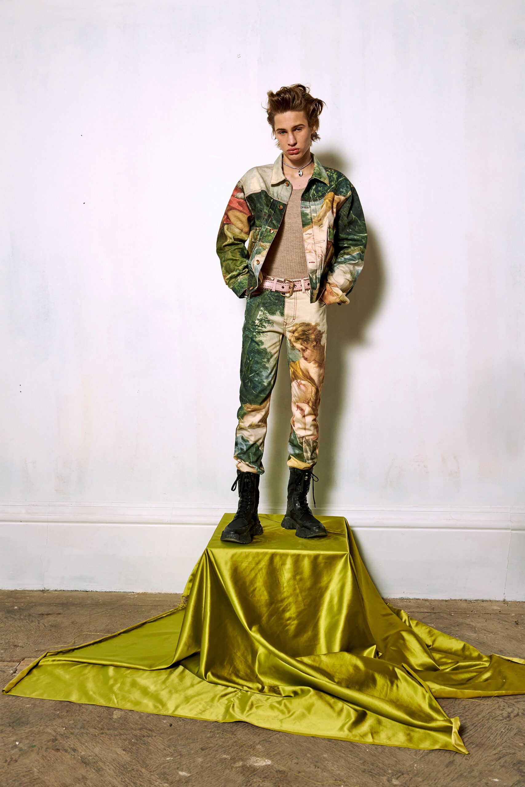 Vivienne Westwood F/W 21 Look 23