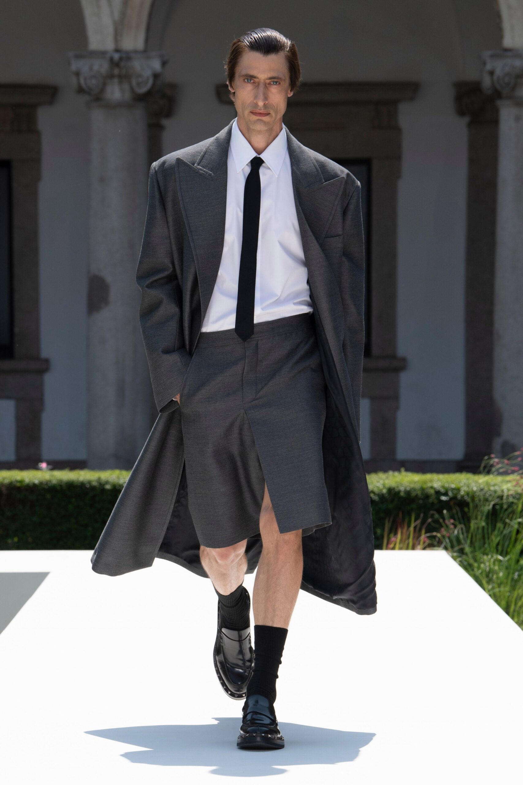 Valentino S/S 24 Menswear Look 23