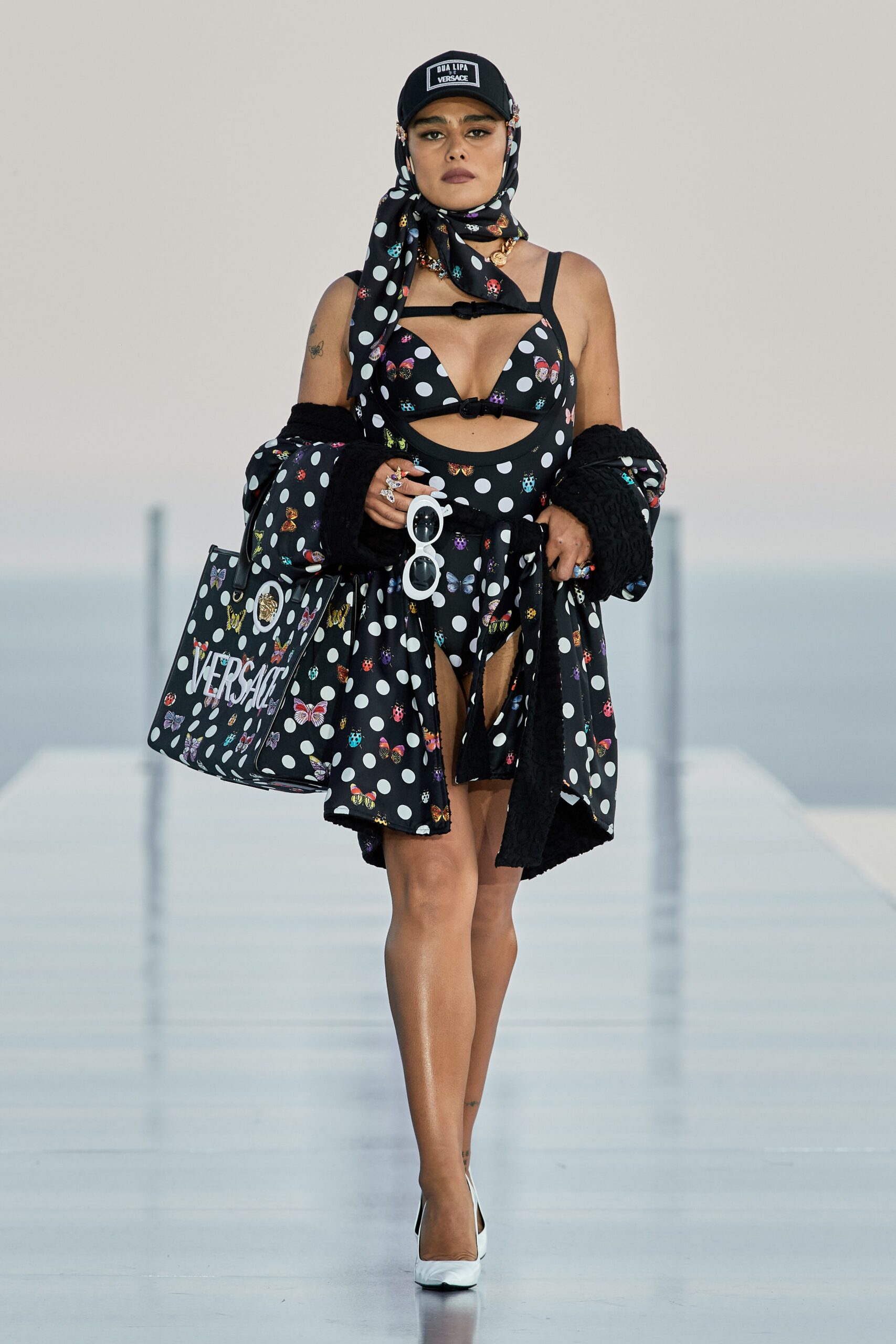 Versace F/W 23 Look 23