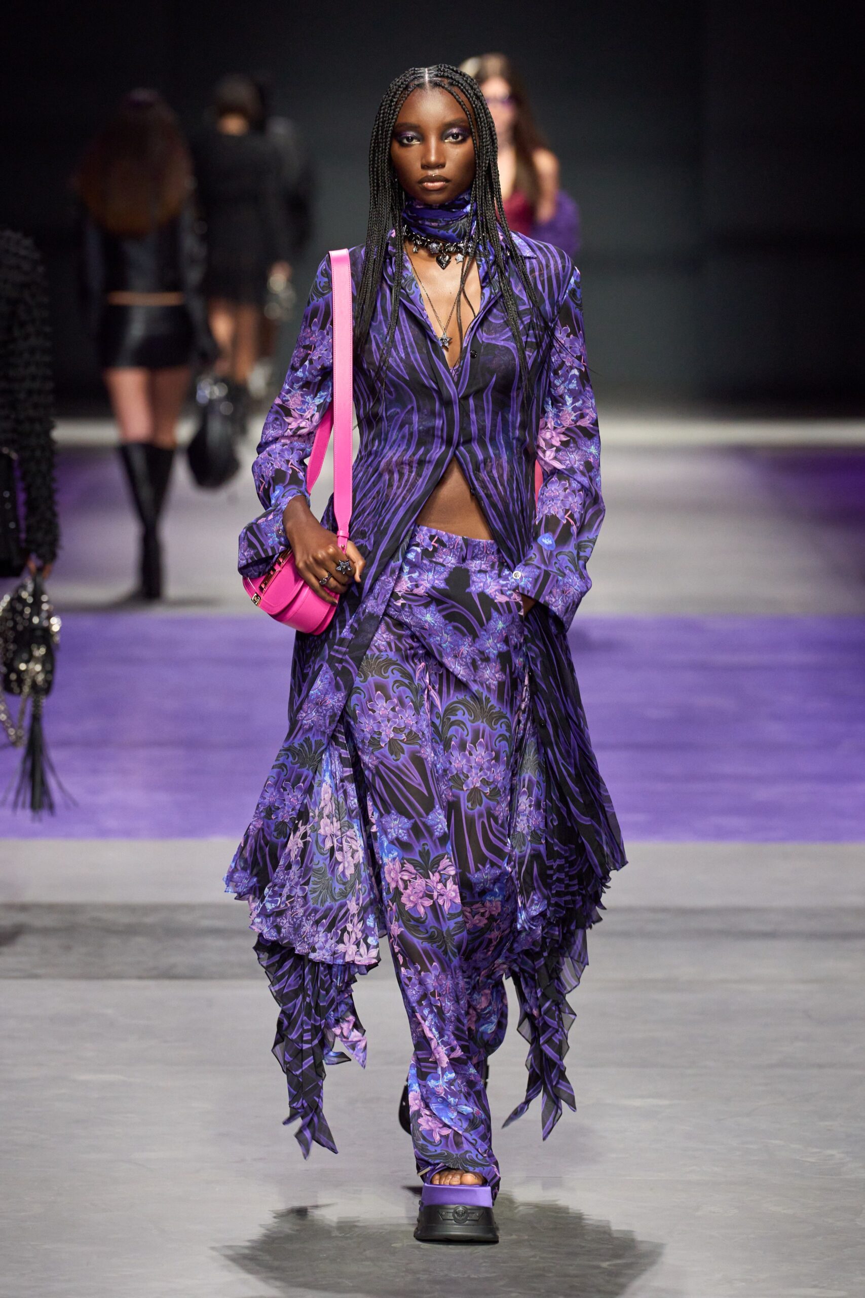 Versace S/S 23 Look 23