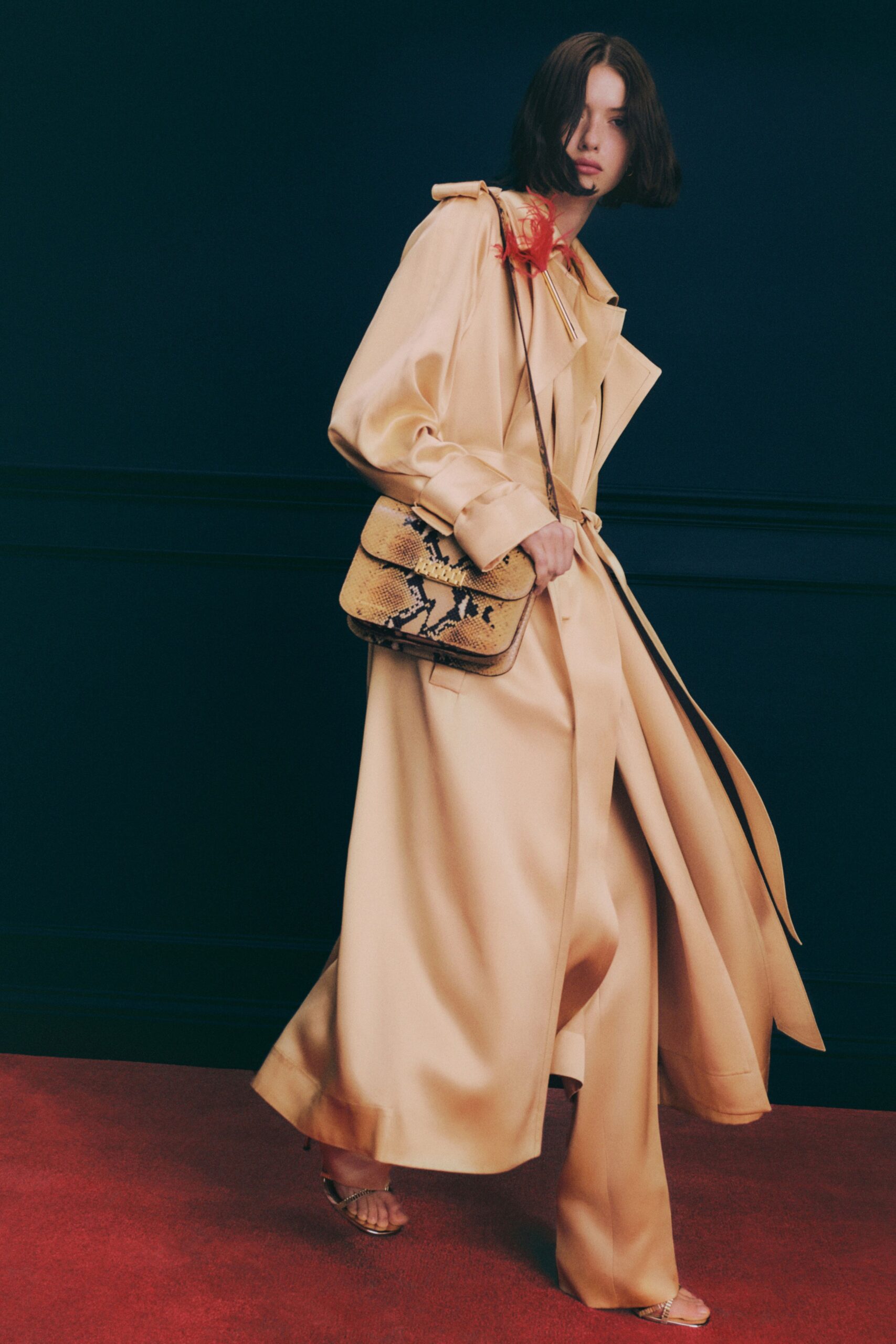 Victoria Beckham Resort 23 Look 23