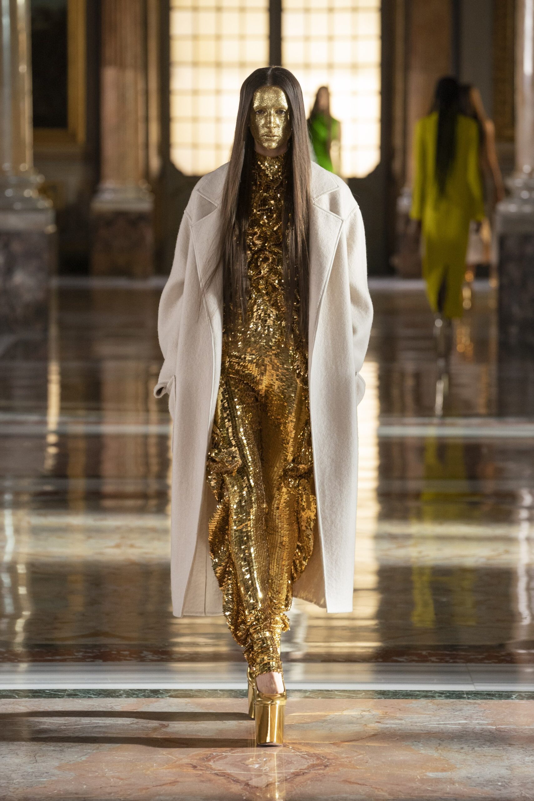 Valentino S/S 21 Couture Look 24