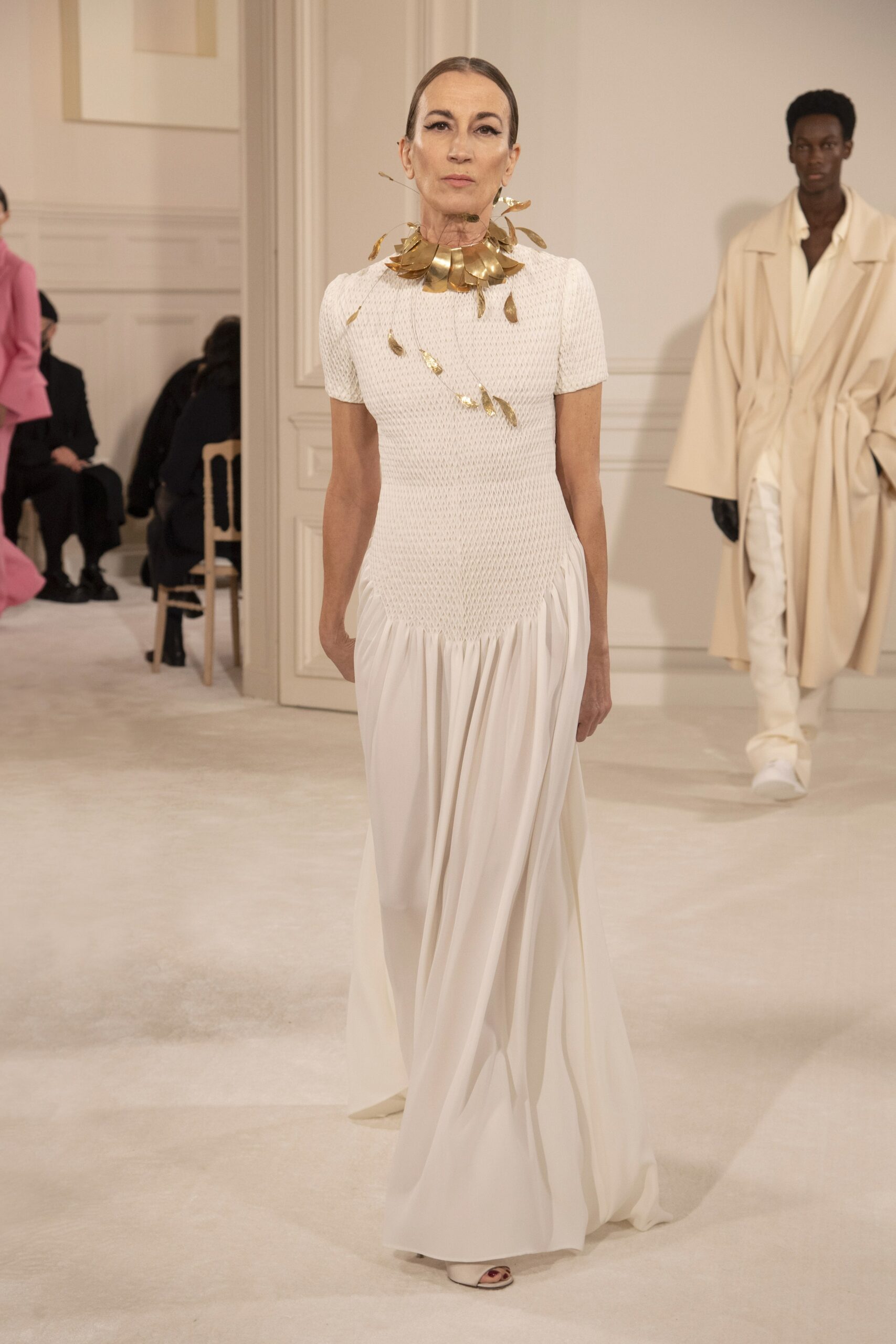 Valentino S/S 22 Couture Look 24