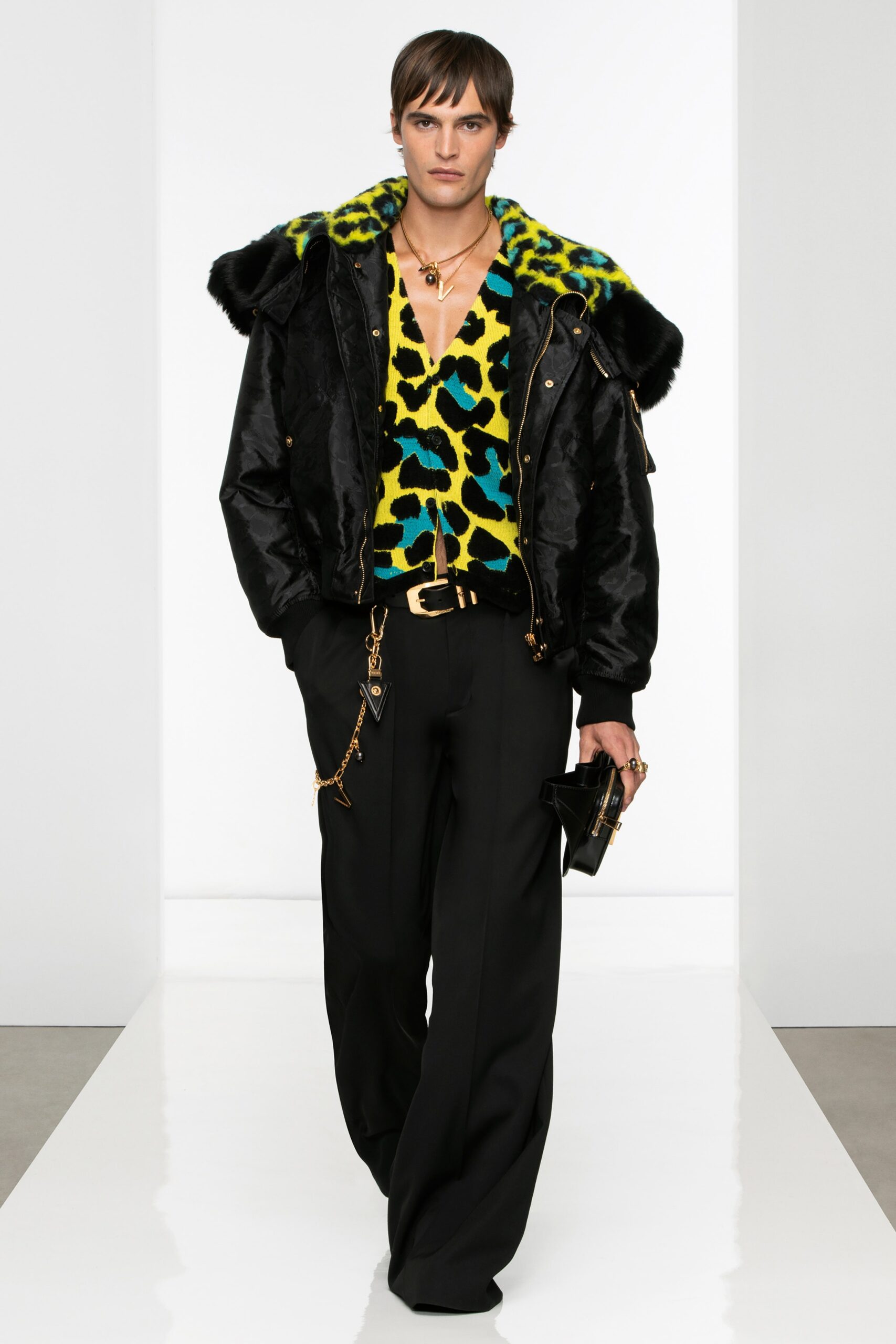Versace F/W 22 Menswear Look 24