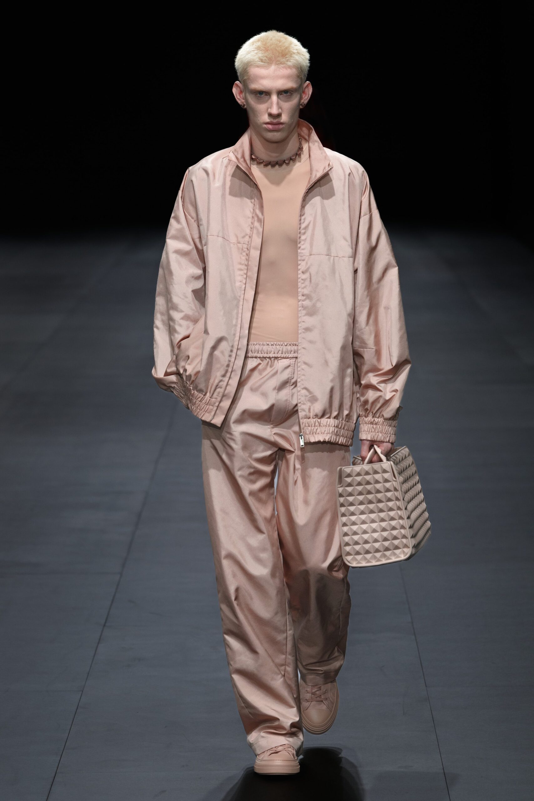 Valentino S/S 23 Look 24