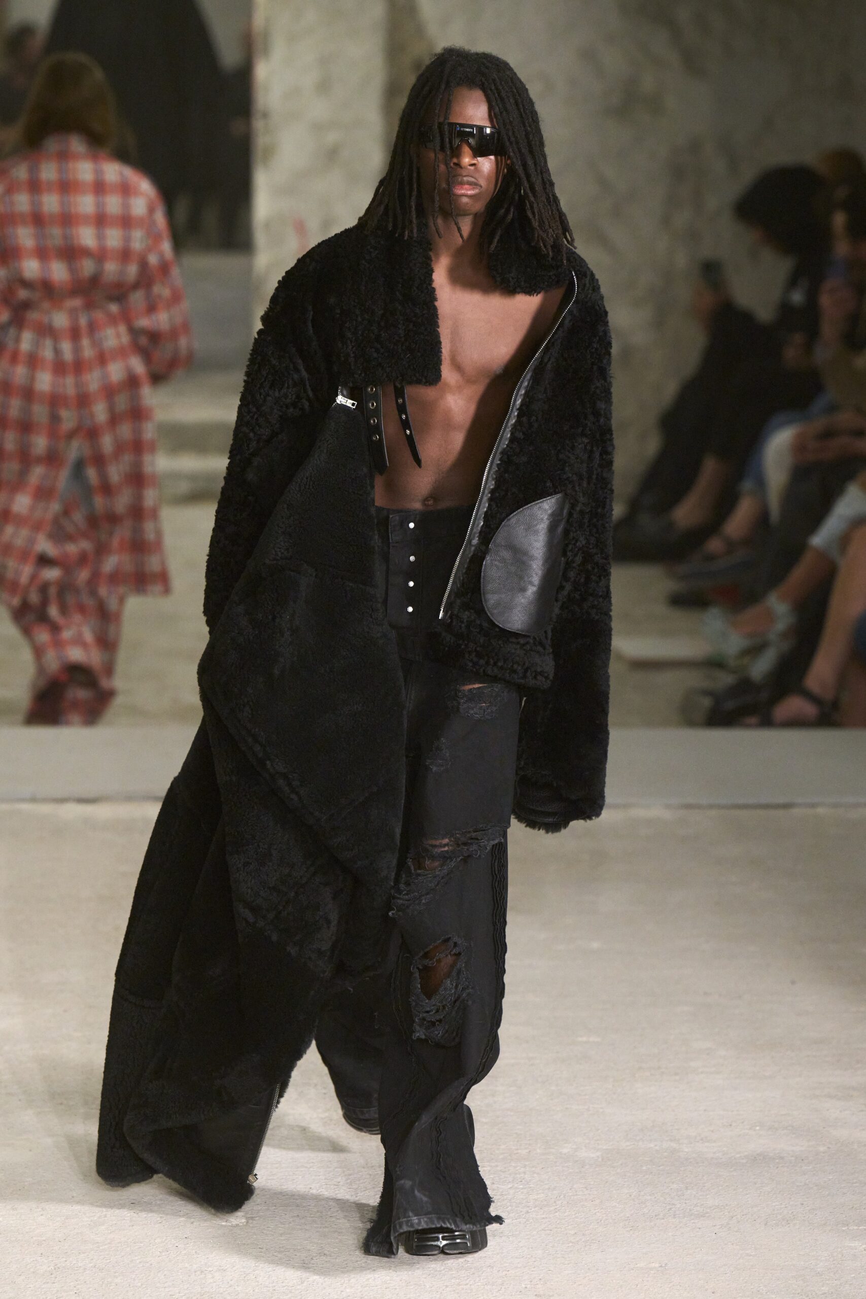 Vetements S/S 23 Menswear Look 24