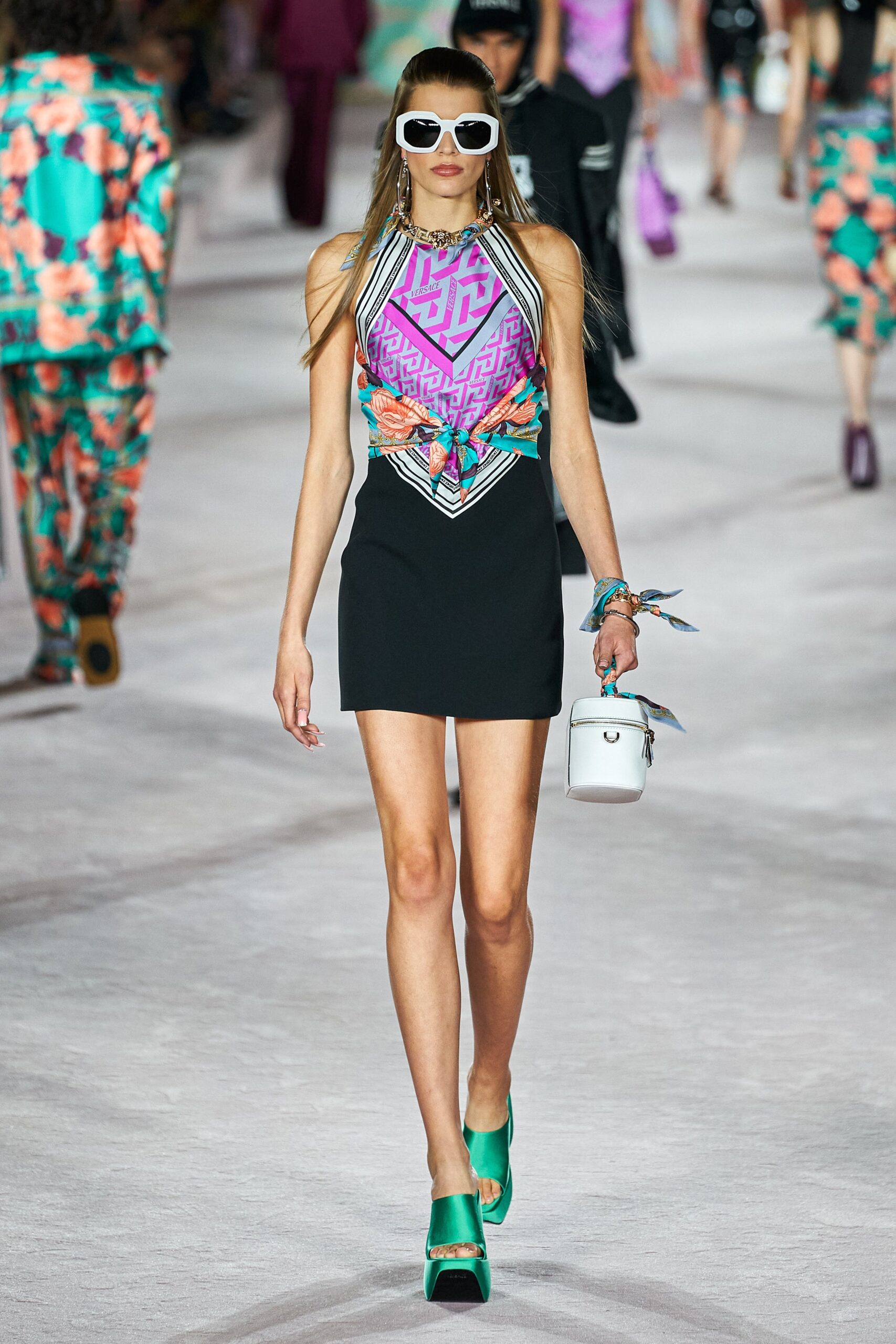 Versace S/S 22 Look 25