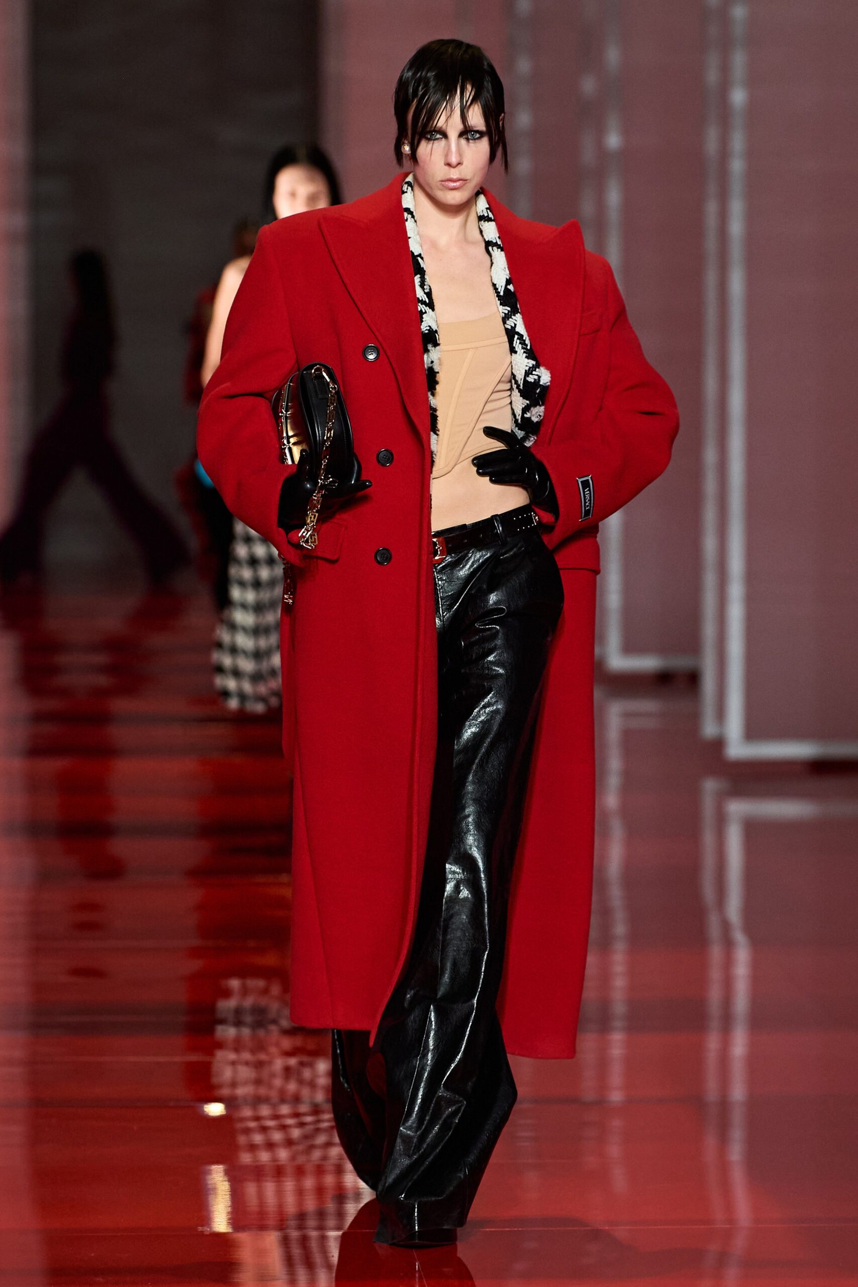 Versace F/W 22 Look 25