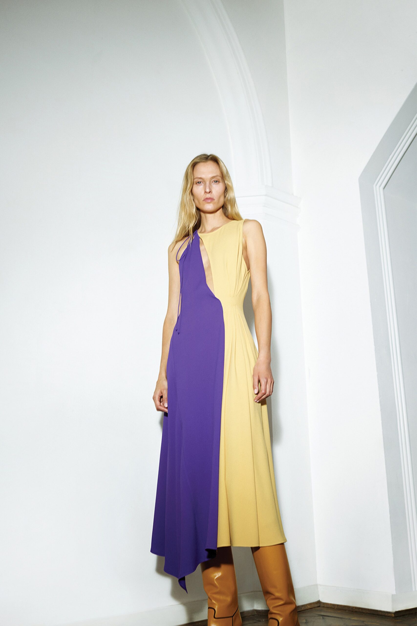 Victoria Beckham F/W 20 Look 27