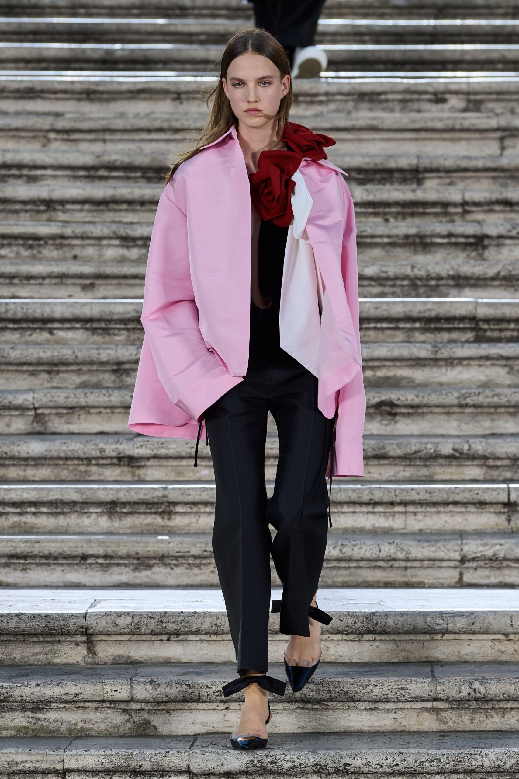 Valentino F/W 22 Couture Look 27
