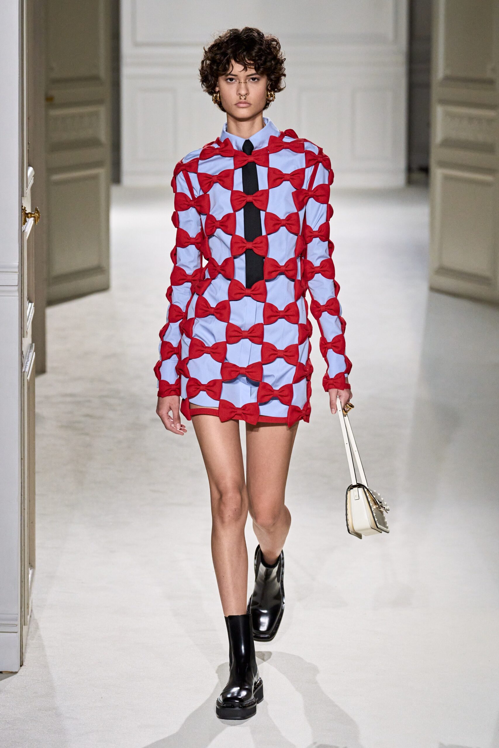 Valentino F/W 23 Look 27