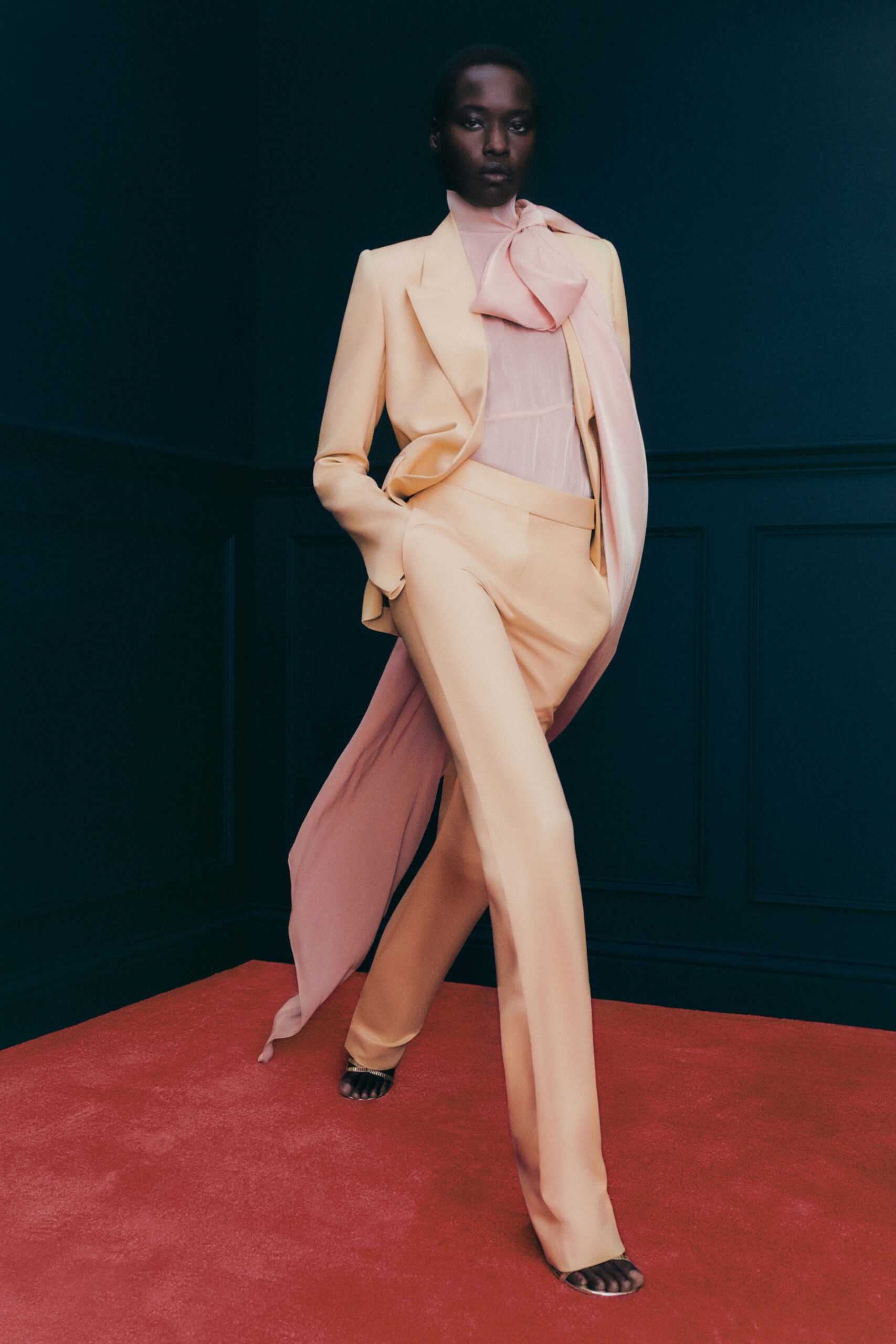 Victoria Beckham Resort 23 Look 27