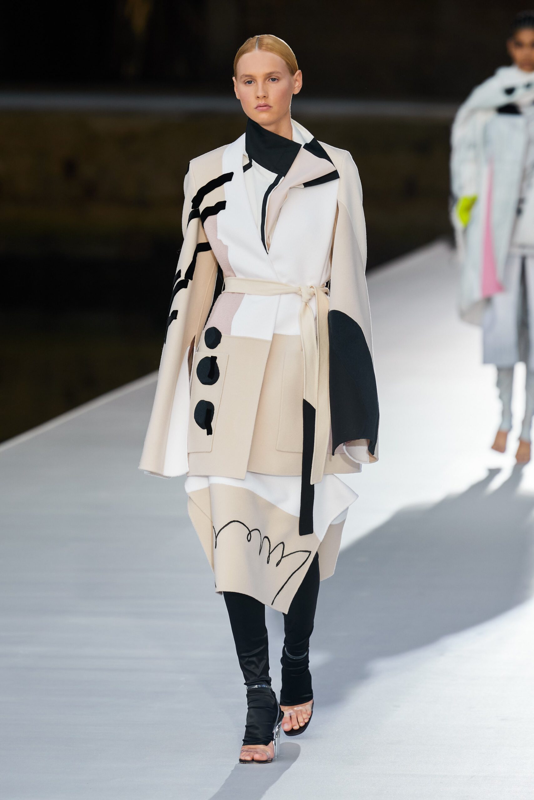 Valentino F/W 21 Couture Look 28