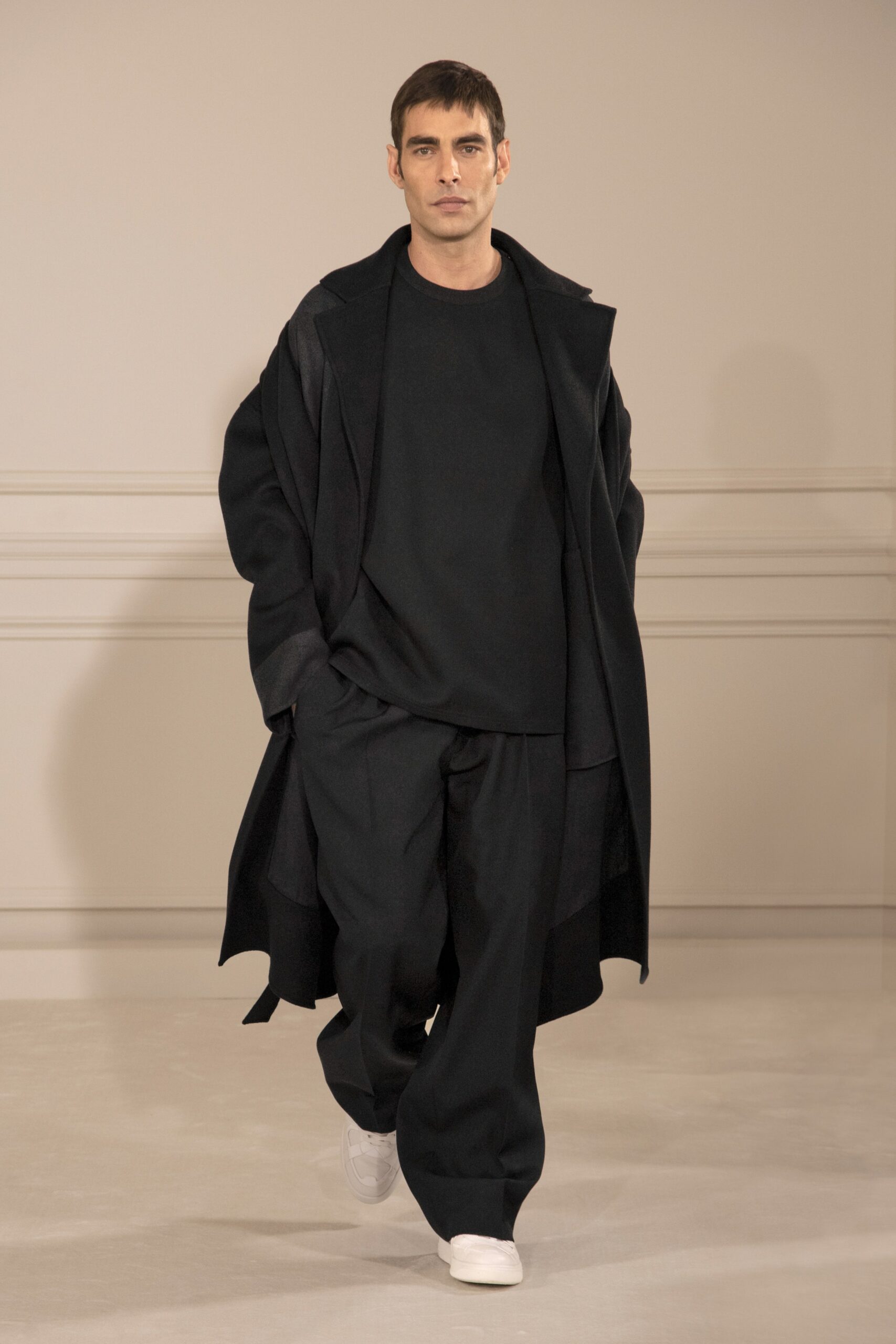 Valentino S/S 22 Couture Look 29