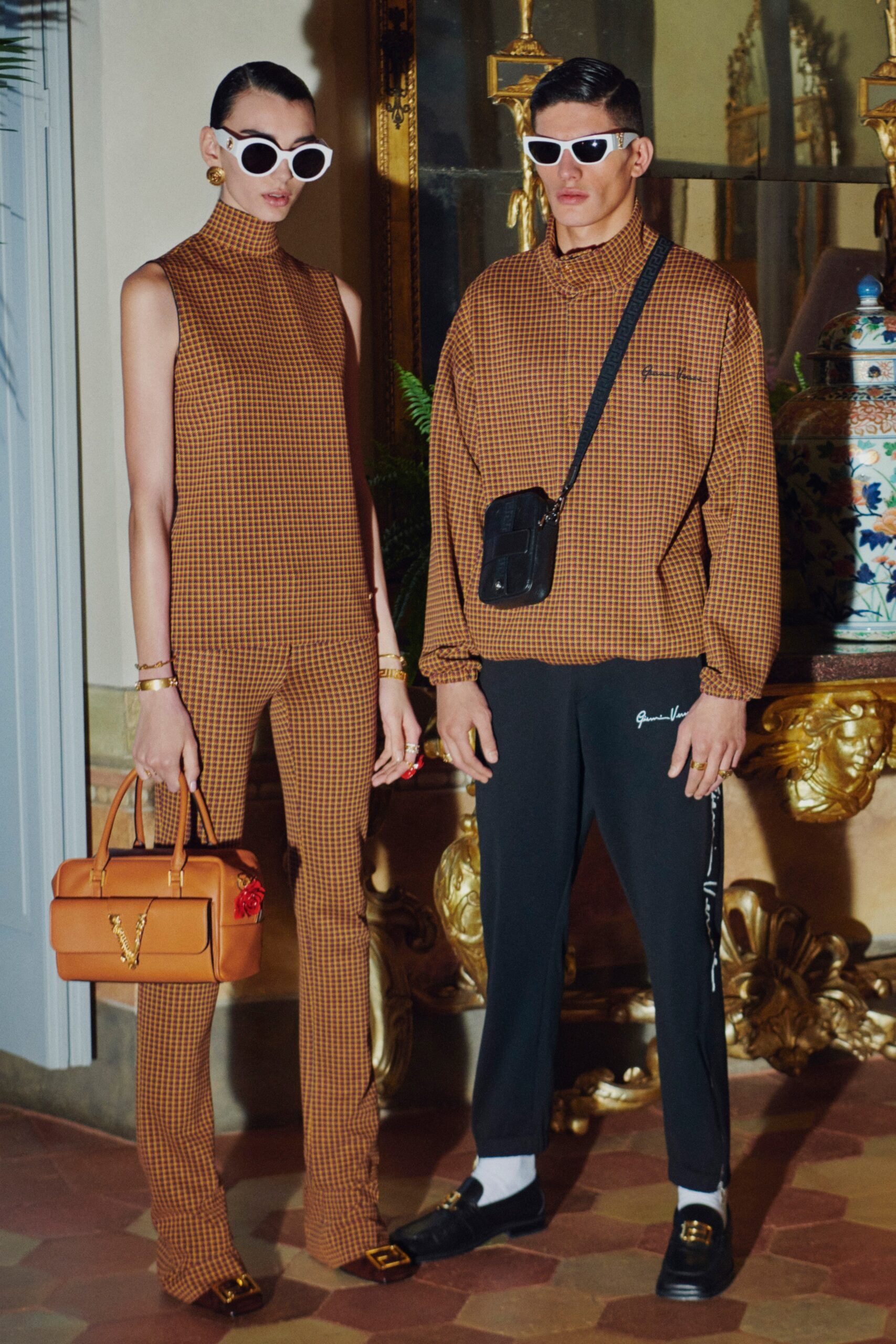 Versace F/W 20 Look 29