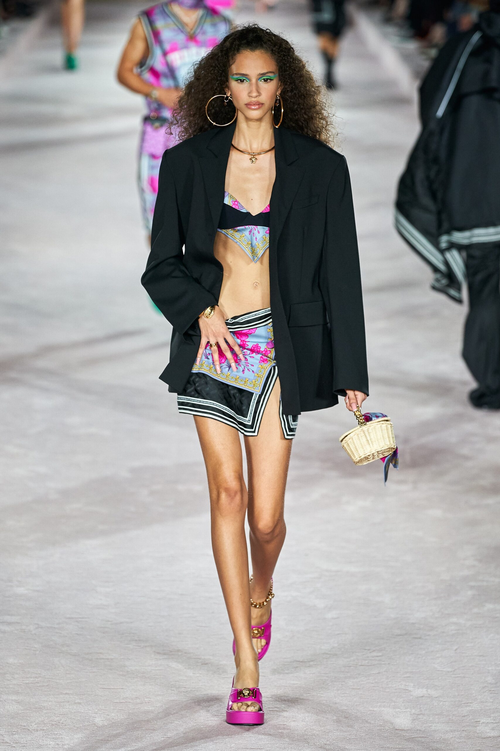 Versace S/S 22 Look 29