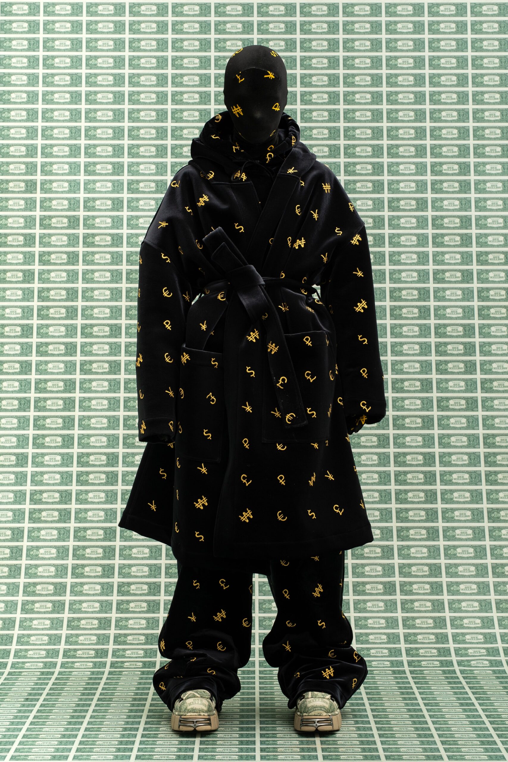 Vetements F/W 22 Look 30