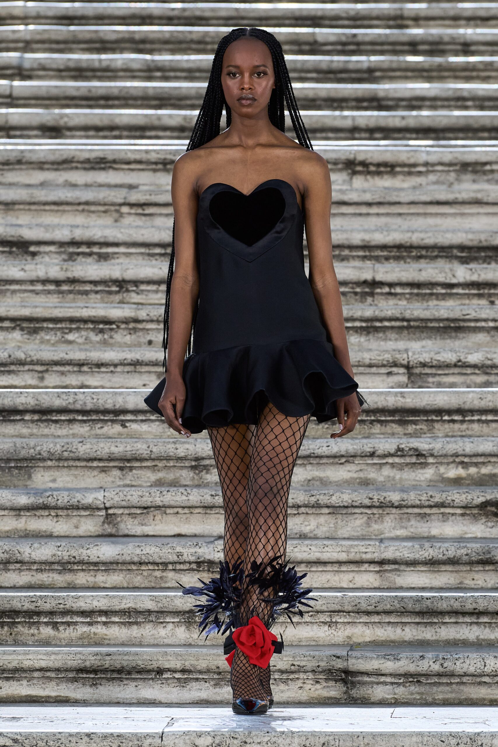 Valentino F/W 22 Couture Look 30